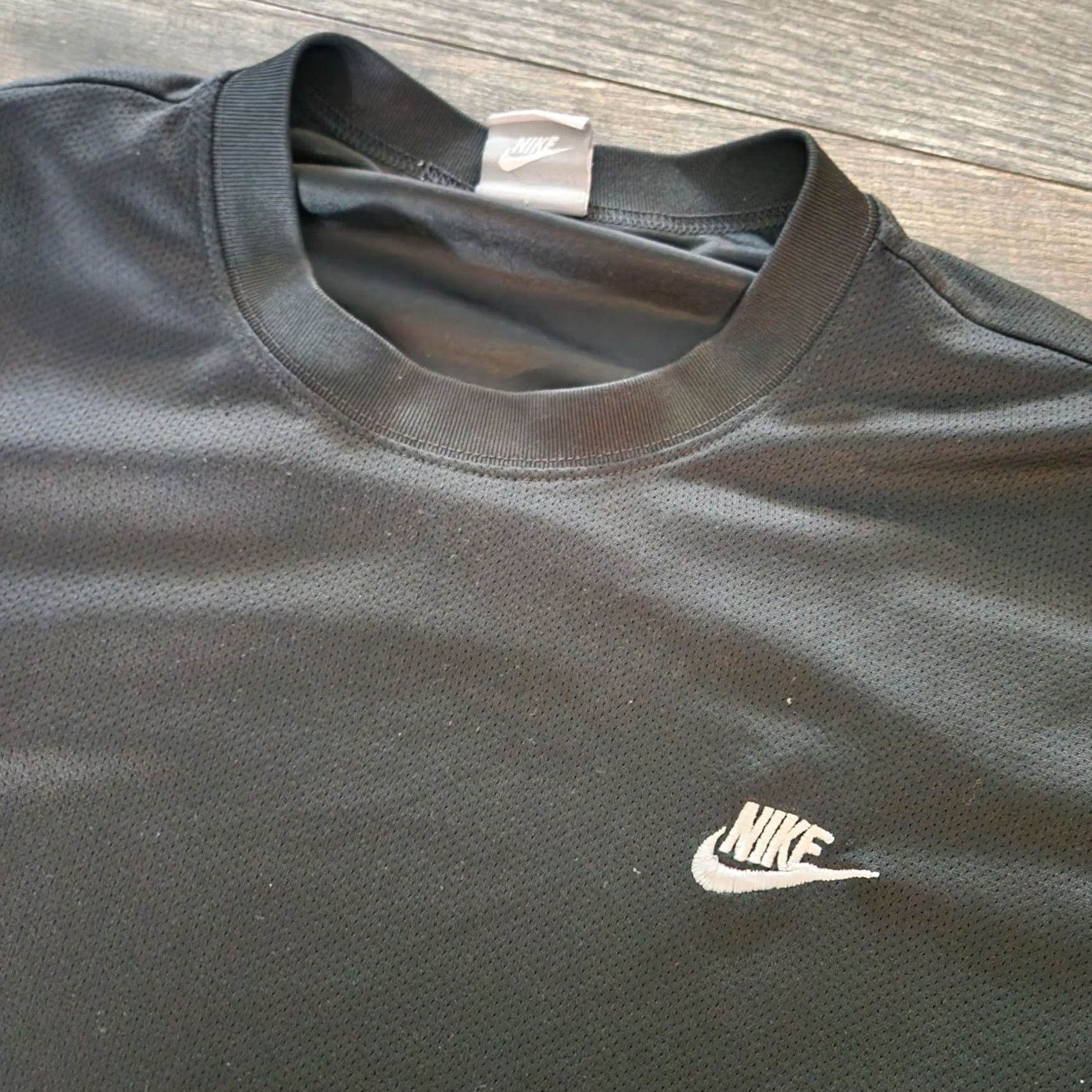 Nike VINTAGE Nike Performance T Shirt Tee Mens XL Black Embroidered Logo 90s Sports Y2K Gui? Size US XL / EU 56 / 4 - 2 Thumbnail
