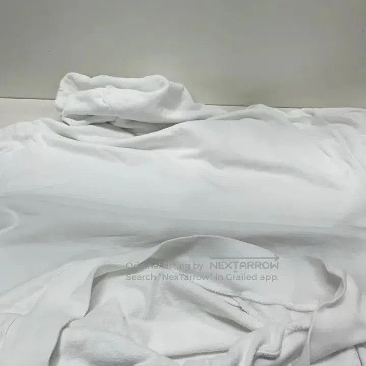 Balenciaga Balenciaga White Drawstring Long Sleeve Hoodie. Size US M / EU 48-50 / 2 - 9 Thumbnail