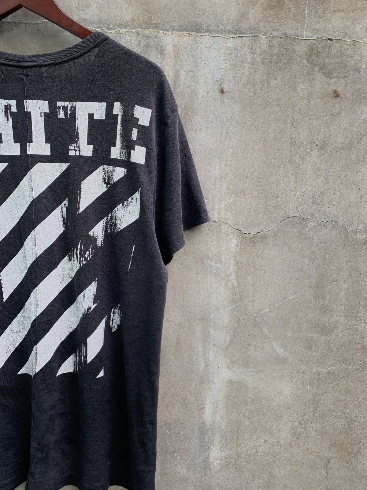 Off-White Caravaggio Annunciation Tee Size US M / EU 48-50 / 2 - 7 Thumbnail