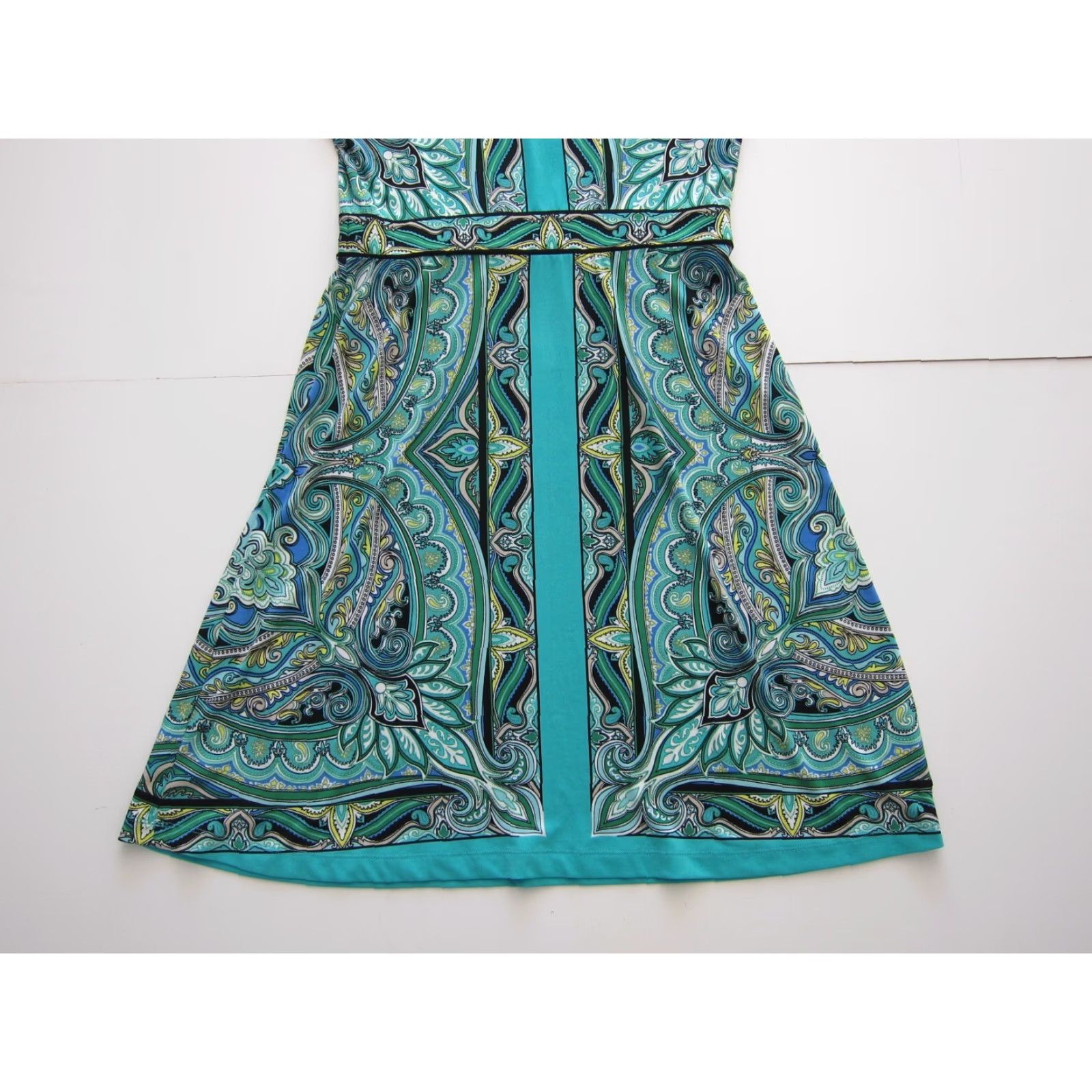 Apt. 9 Apt. 9 Green Yellow Black Floral Paisley Floral Cap Sleeve Sheath Shift Small Size ONE SIZE - 6 Thumbnail