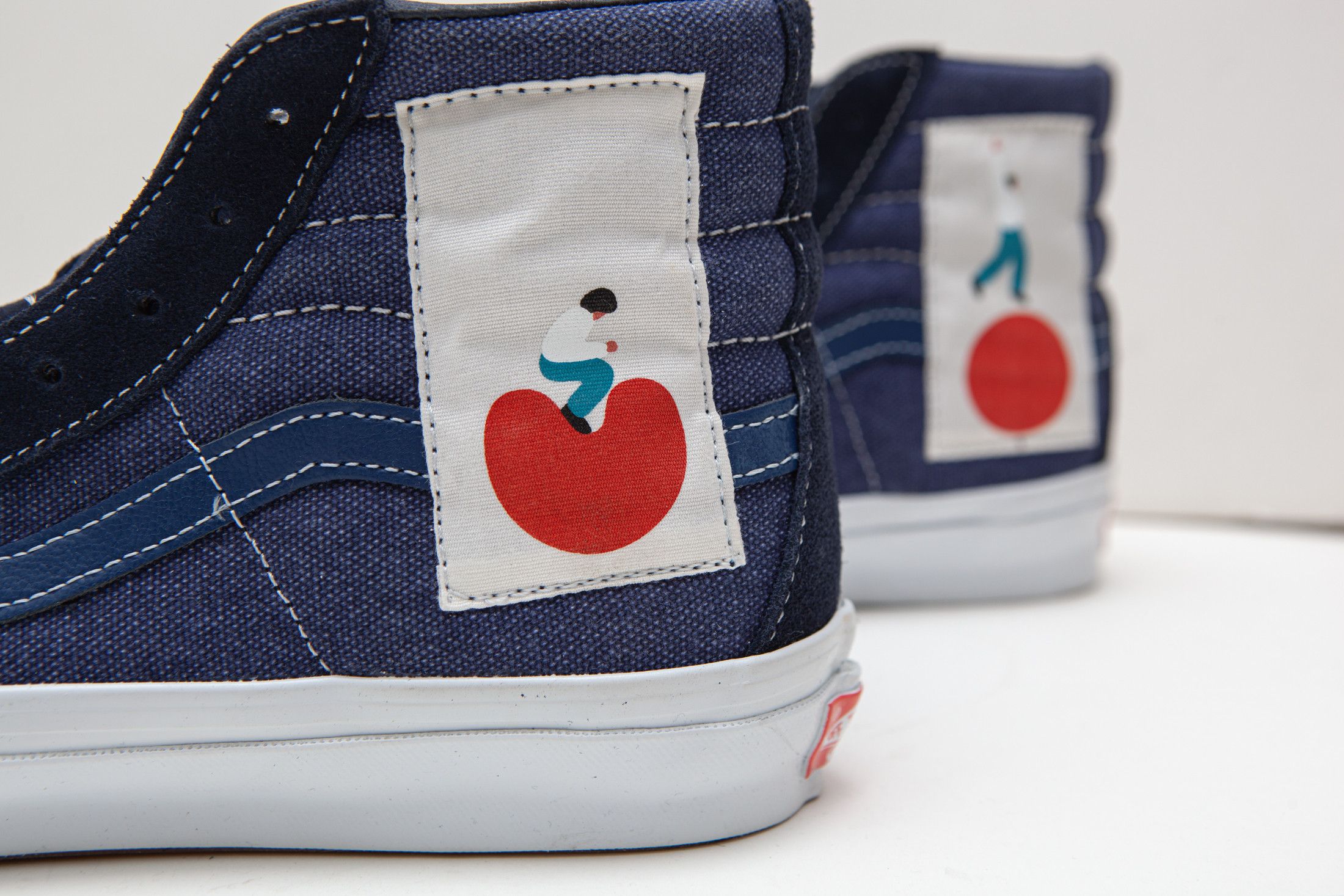 Vans Vans x Geoff McFetridge OG Sk8 Hi size 10 Size US 10 / EU 43 - 3 Thumbnail