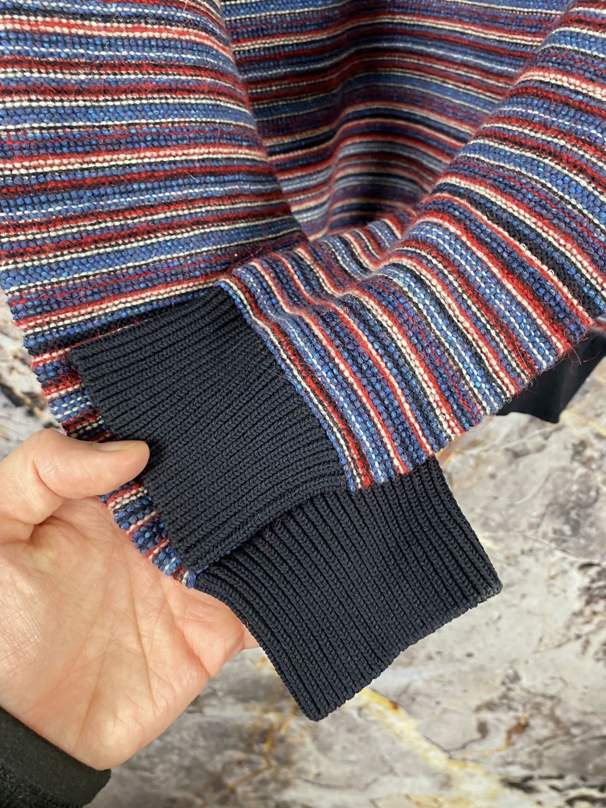 Hugo Boss Men’s Hugo Boss Sweatshirt Multicolor Striped Size L Size US L / EU 52-54 / 3 - 9 Thumbnail