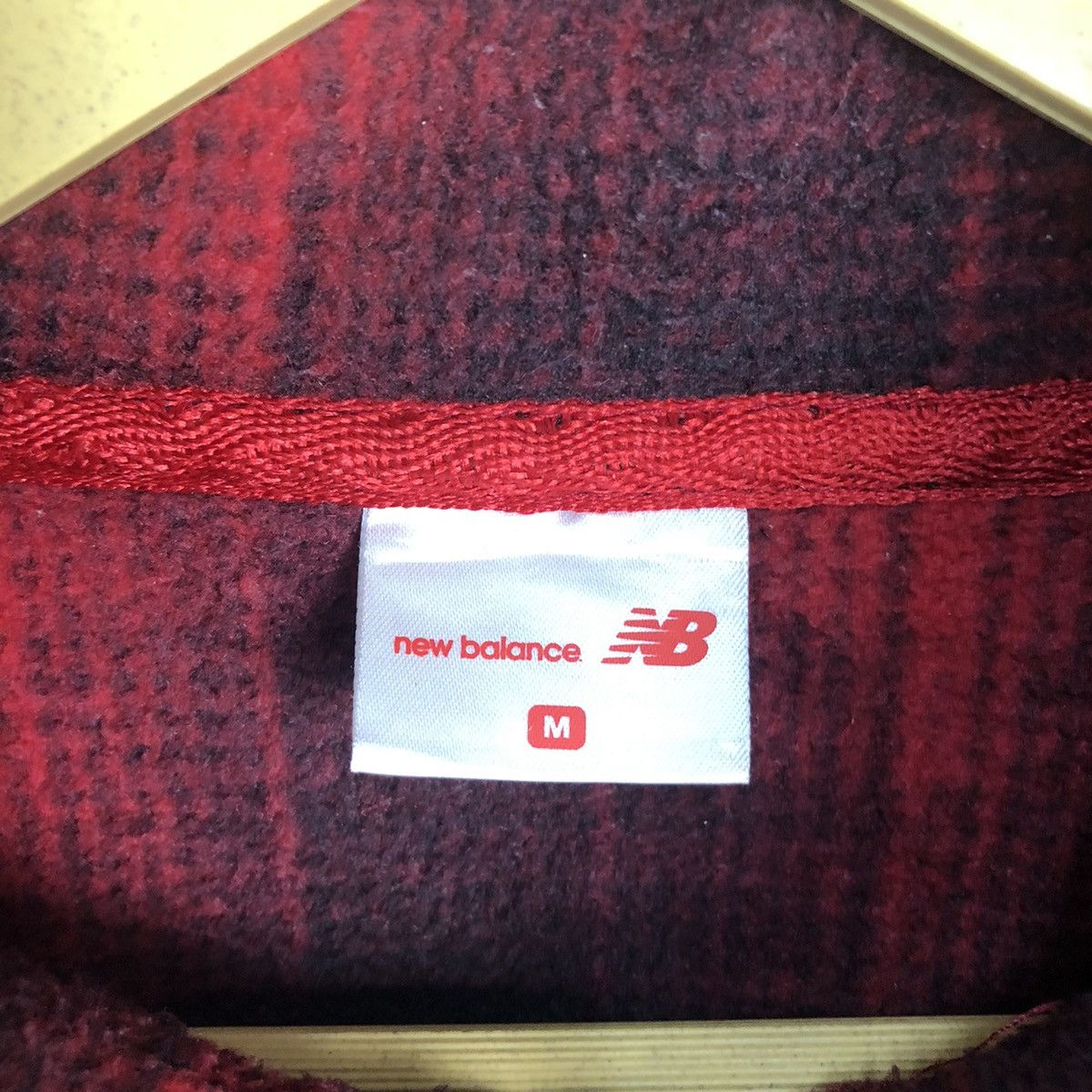New Balance × Vintage New Balance Red Checkred Sweatshirt #A383 Size US M / EU 48-50 / 2 - 12 Thumbnail