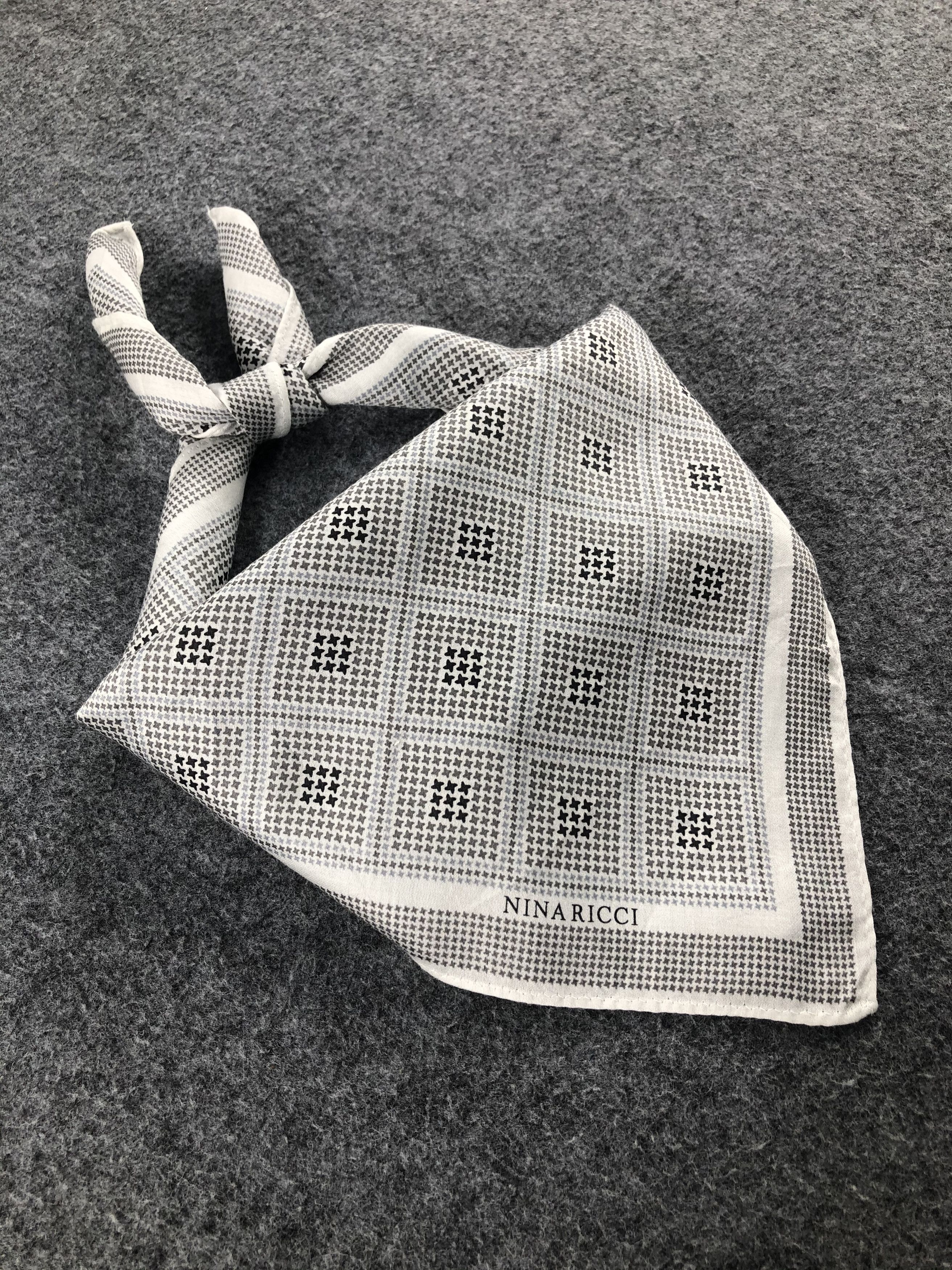 Nina Ricci × Vintage Nina Ricci Handkerchief / Bandana / Neckerchief Size ONE SIZE - 1 Thumbnail