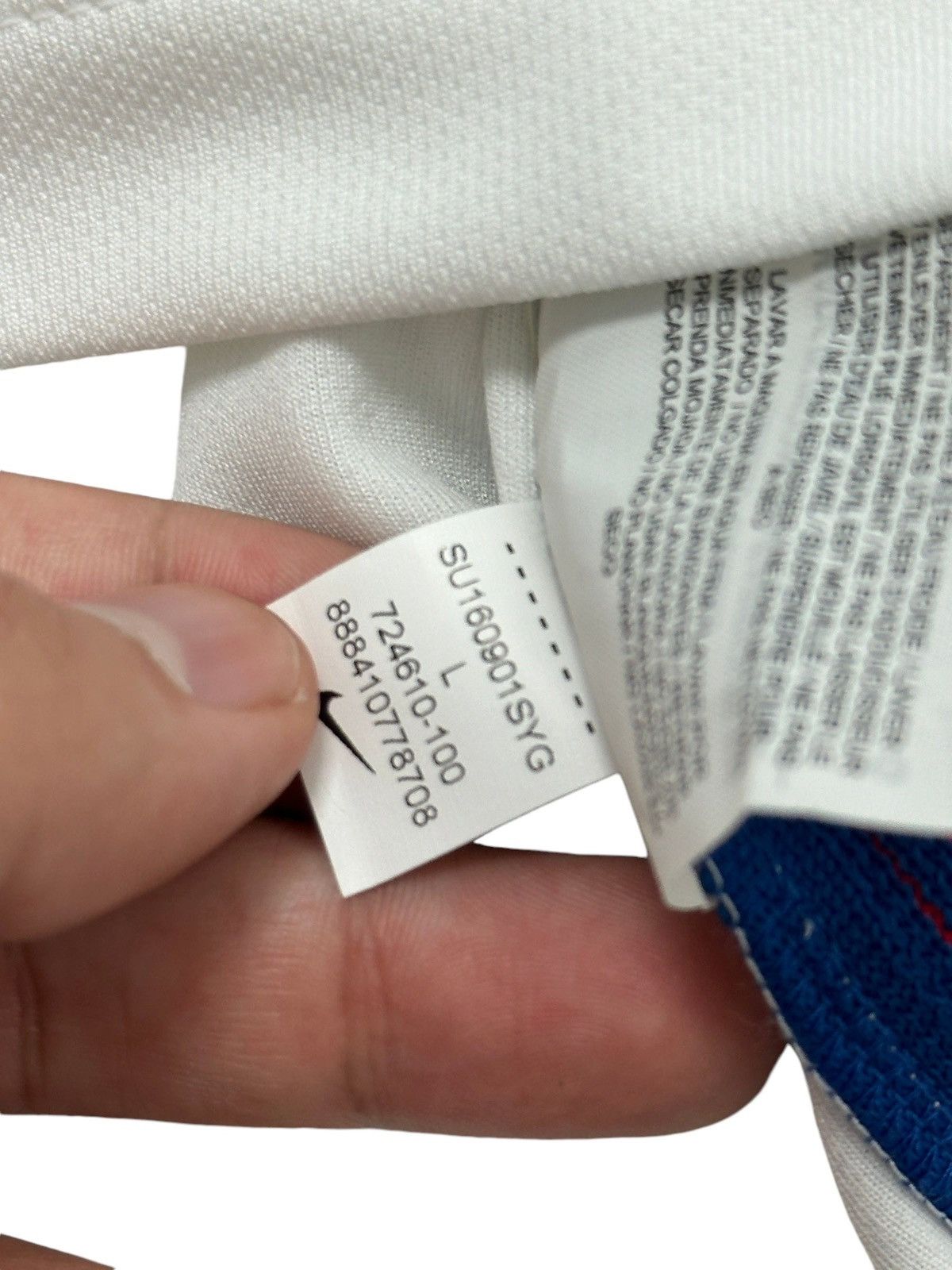 Nike England 2016/18 Home Jersey Size US L / EU 52-54 / 3 - 4 Thumbnail