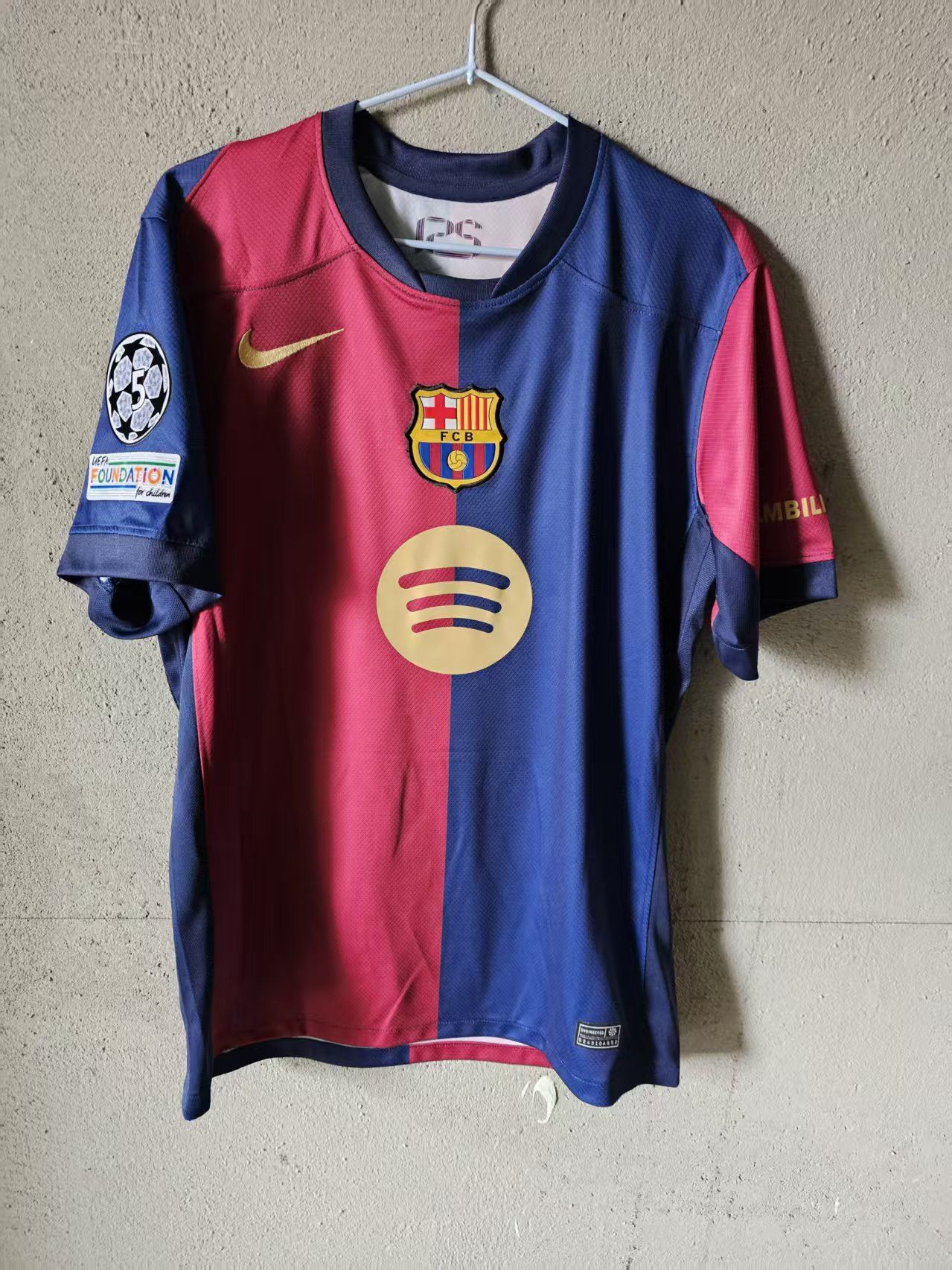 Nike 2025 Barcelona Lamine Yamal Jersey Home Size US L / EU 52-54 / 3 - 2 Thumbnail