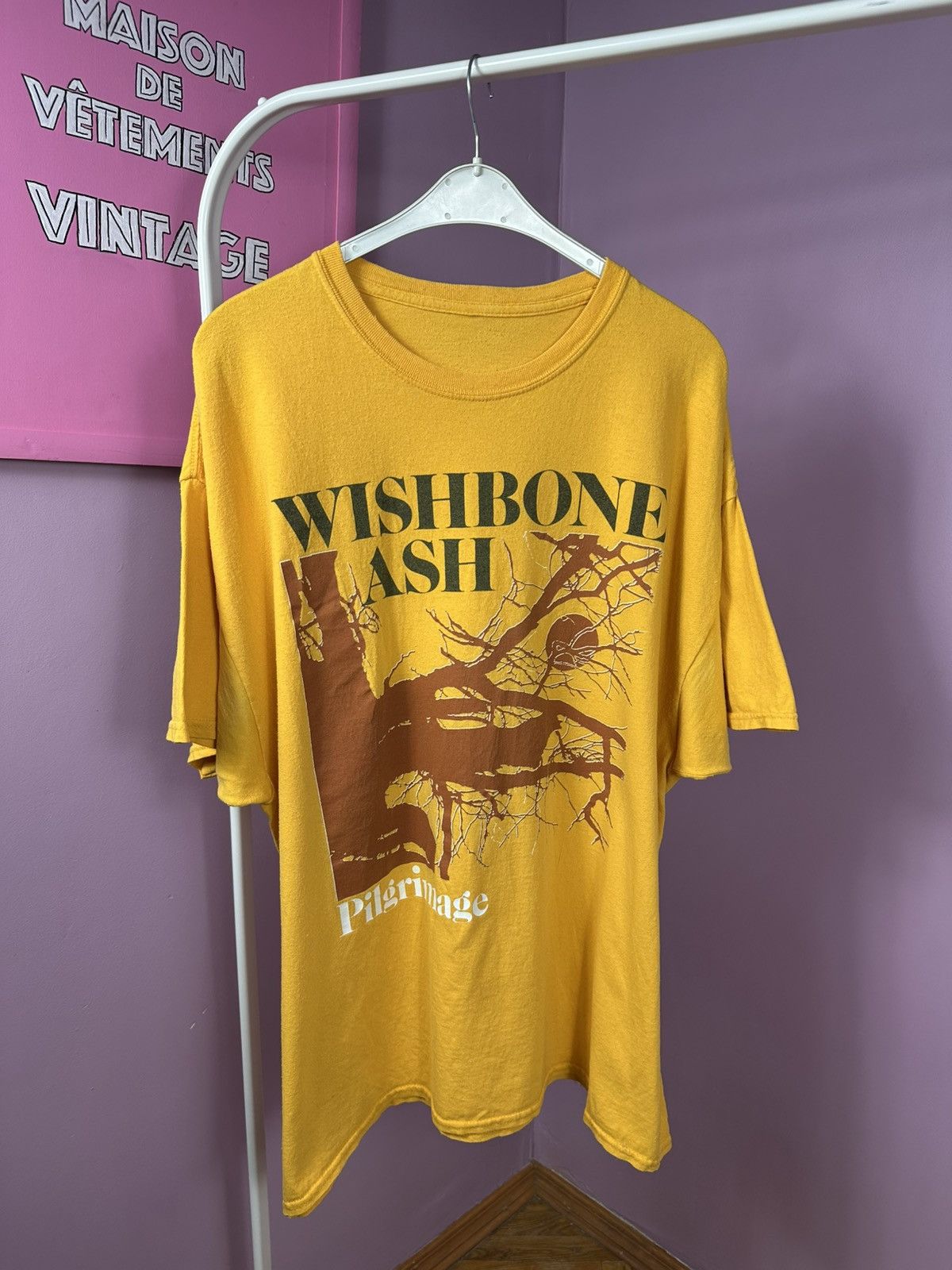 Other Wishbone Ash Pilgrimage Vintage Printed Rock Tee Size US XL / EU 56 / 4 - 1 Thumbnail