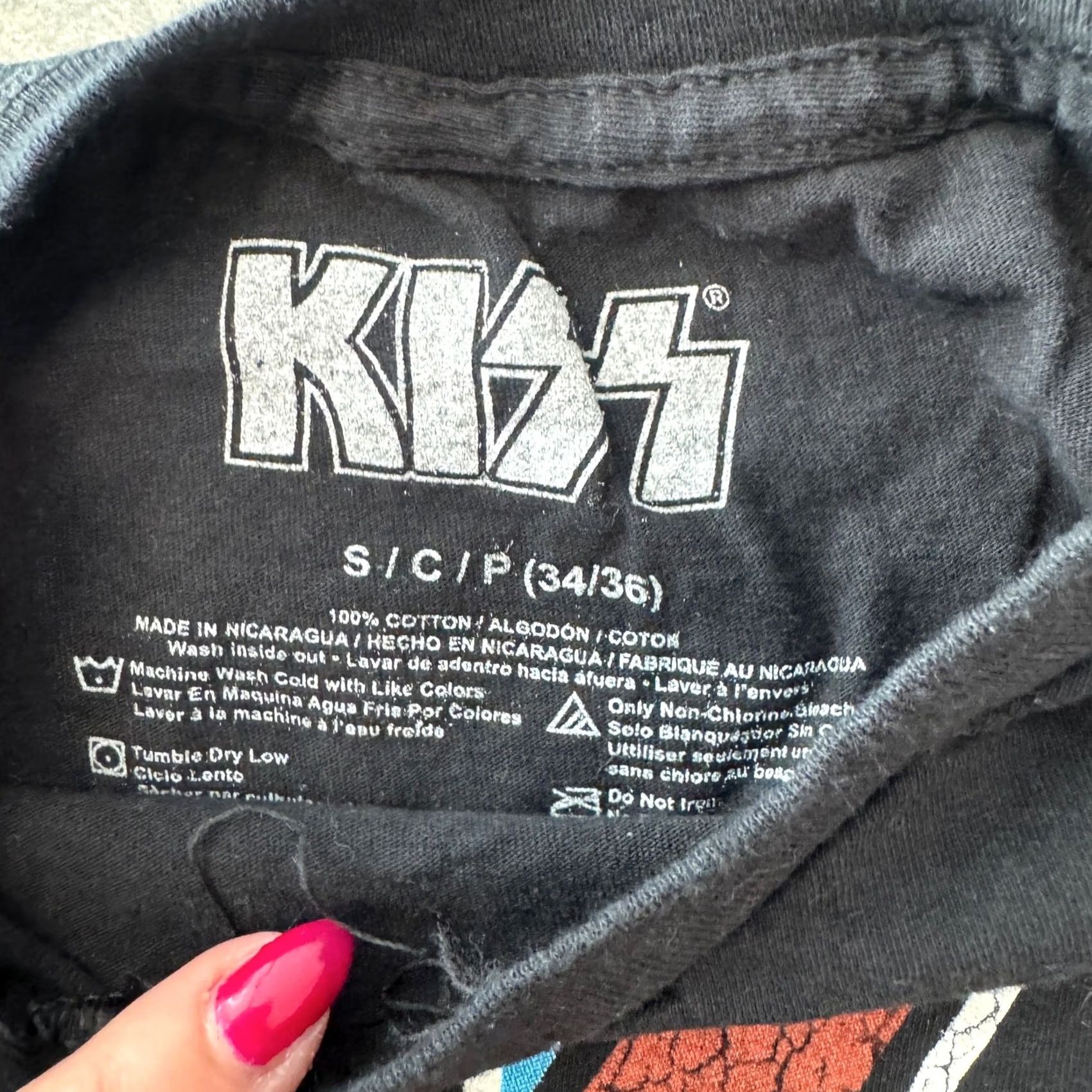 Vintage VINTAGE Kiss Black Band Tour Graphic Tee Shirt Adult Small Short Sleeve Mens SS Size US 29 - 3 Thumbnail