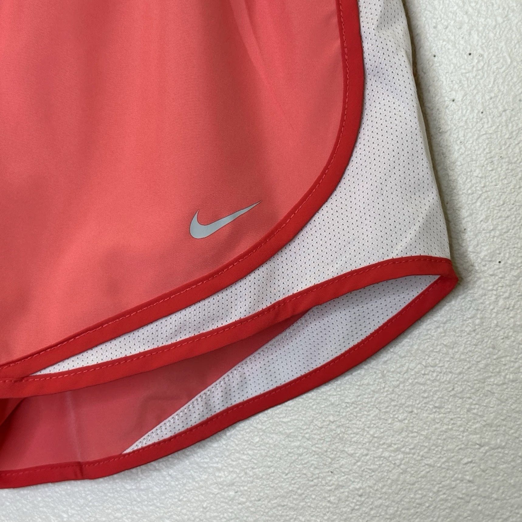 Nike Nike Dri-Fit Athletic Running Shorts Womens Medium Orange Lined Drawstring Waist Briefs Size 32" / US 10 / IT 46 - 3 Thumbnail