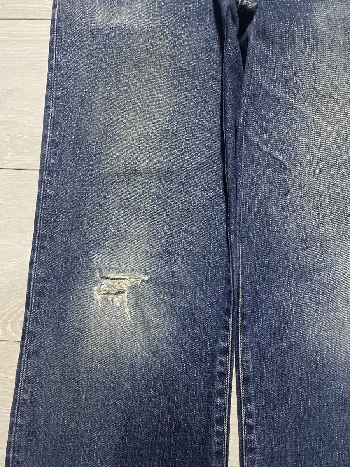 Japanese Brand Vintage Uniqlo S-002 Fade Wash Distressed Baggy Jeans Size US 30 / EU 46 - 7 Thumbnail