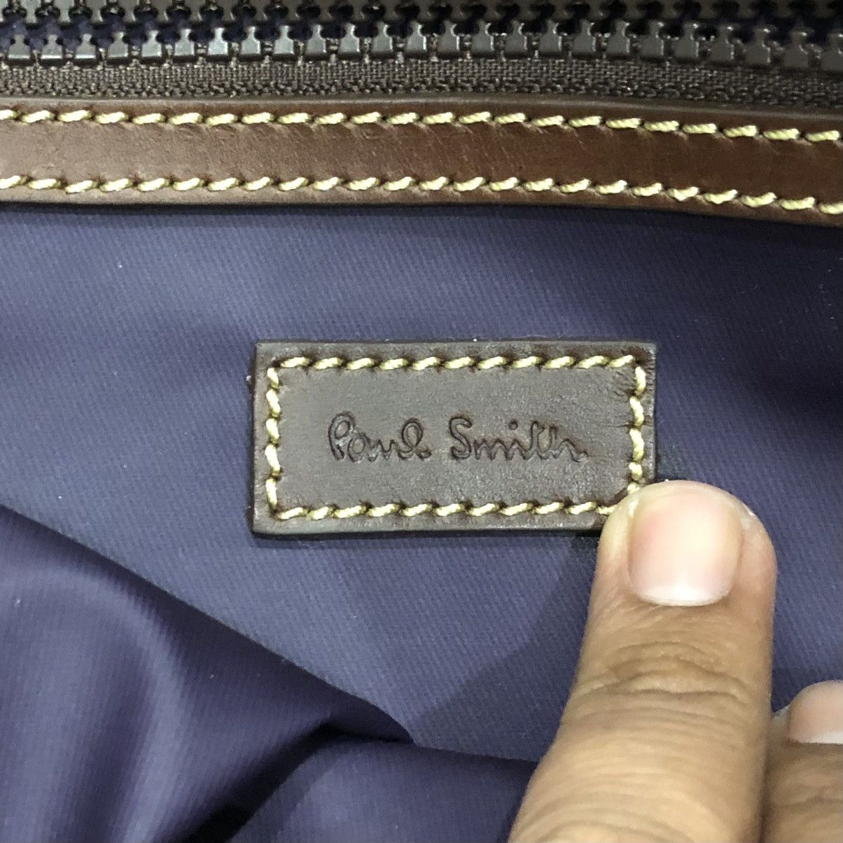 Paul Smith Paul Smith Stamp Logo Leather Hand Strap Pouch Bag Size ONE SIZE - 16 Thumbnail