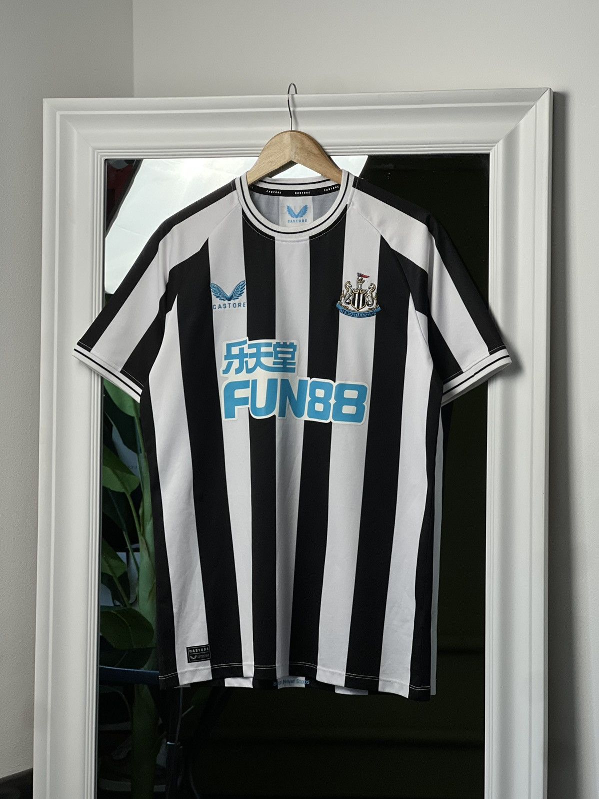 Castore × Vintage Newcastle United 130 Years Home Jersey L Castore 2022/23 Size US L / EU 52-54 / 3 - 2 Thumbnail