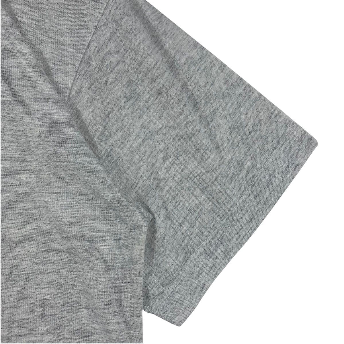 Japanese Brand Vintage CASTROL racing Grey tee Size US M / EU 48-50 / 2 - 7 Thumbnail