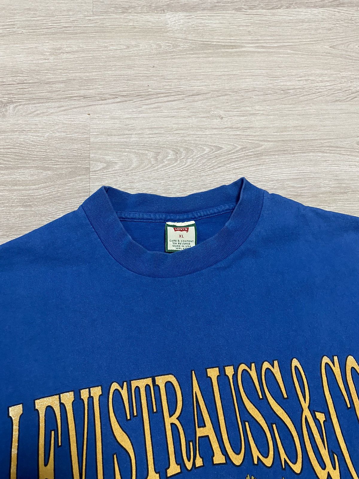 Levi's Vintage Levis Levi Strauss &CO 1992 T-shirt Size US XL / EU 56 / 4 - 7 Thumbnail