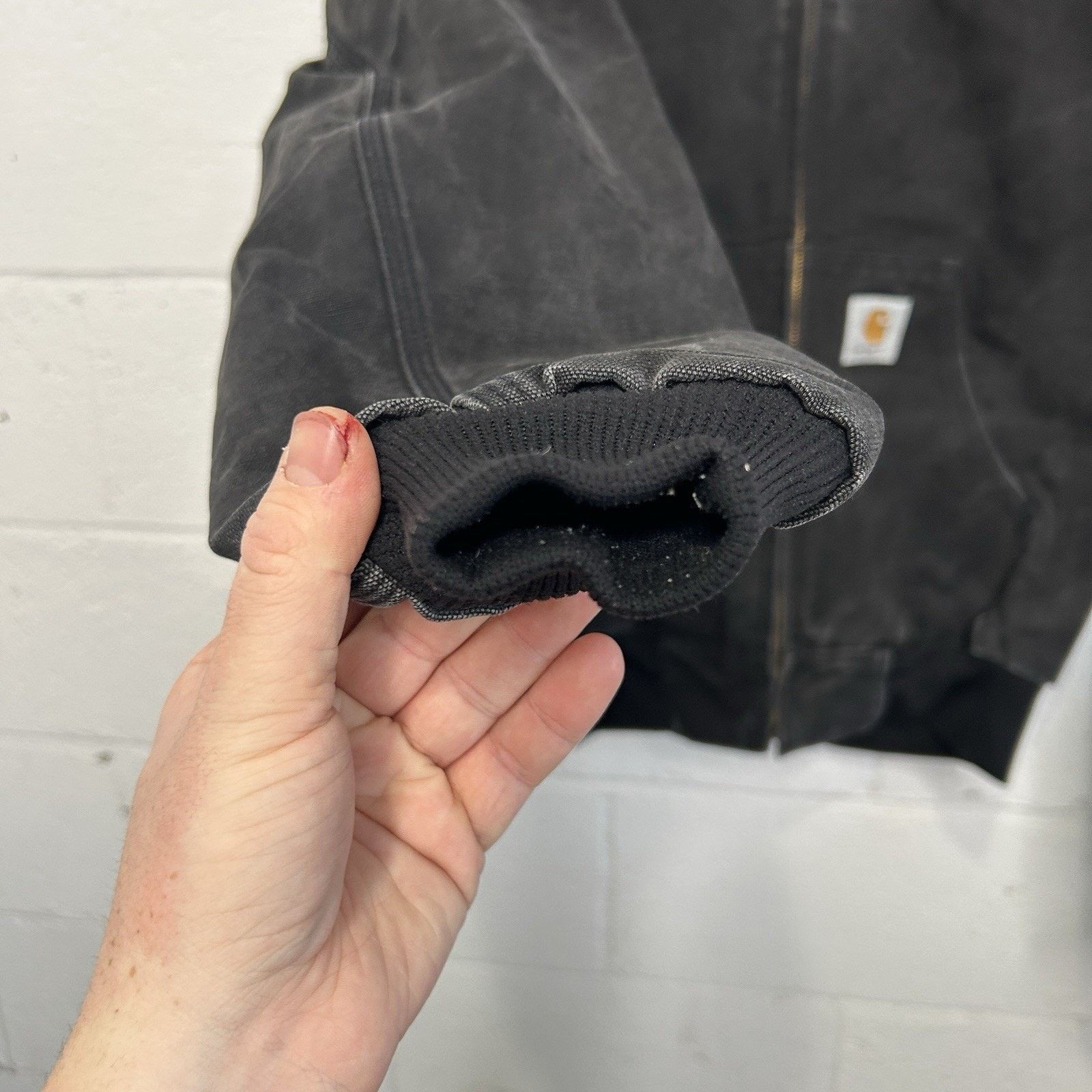Carhartt Vintage Carhartt Thermal Hooded Jacket “Black” Budweiser J03 Size US L / EU 52-54 / 3 - 7 Thumbnail