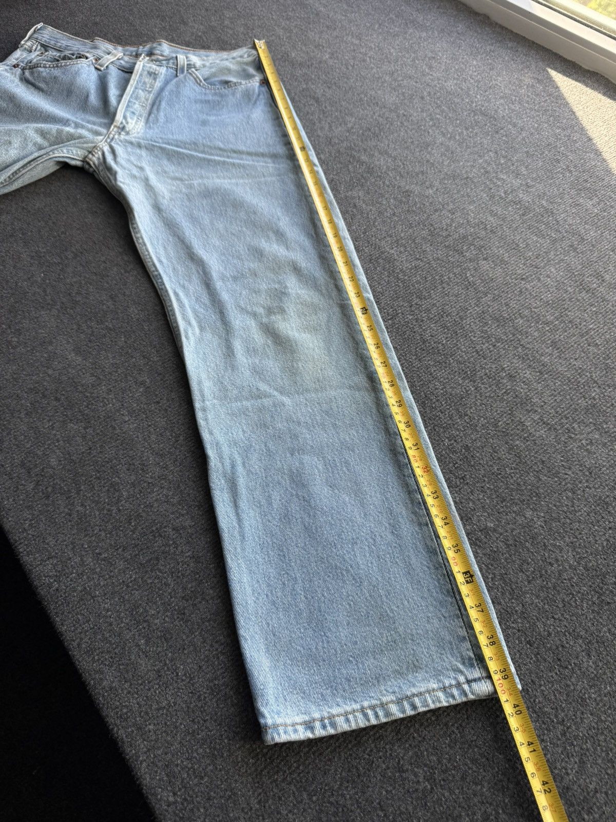 Levi's Vintage Clothing Vintage 90s Levi’s 501 Distressed Western USA Straight Jeans Size US 32 / EU 48 - 22 Thumbnail