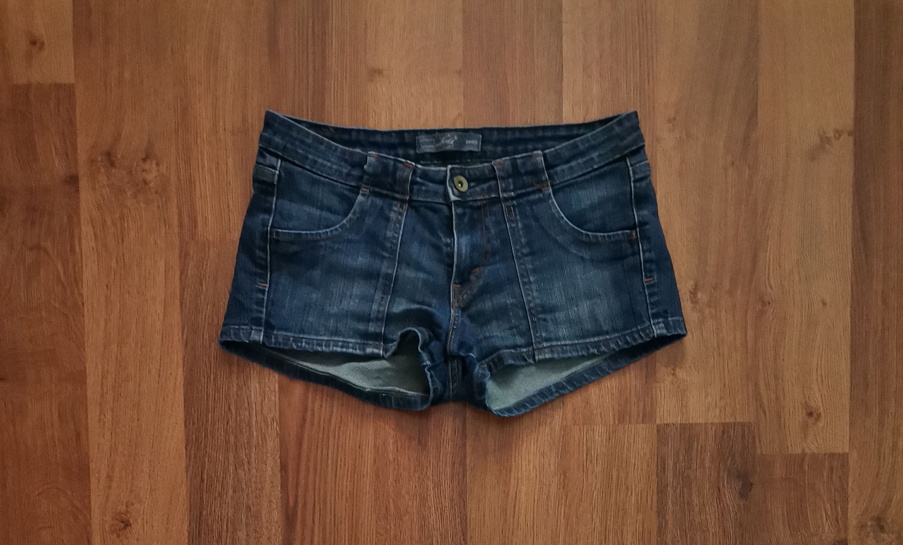 Levi's Levi's Women's Shorts Size 28" / US 6 / IT 42 - 3 Thumbnail