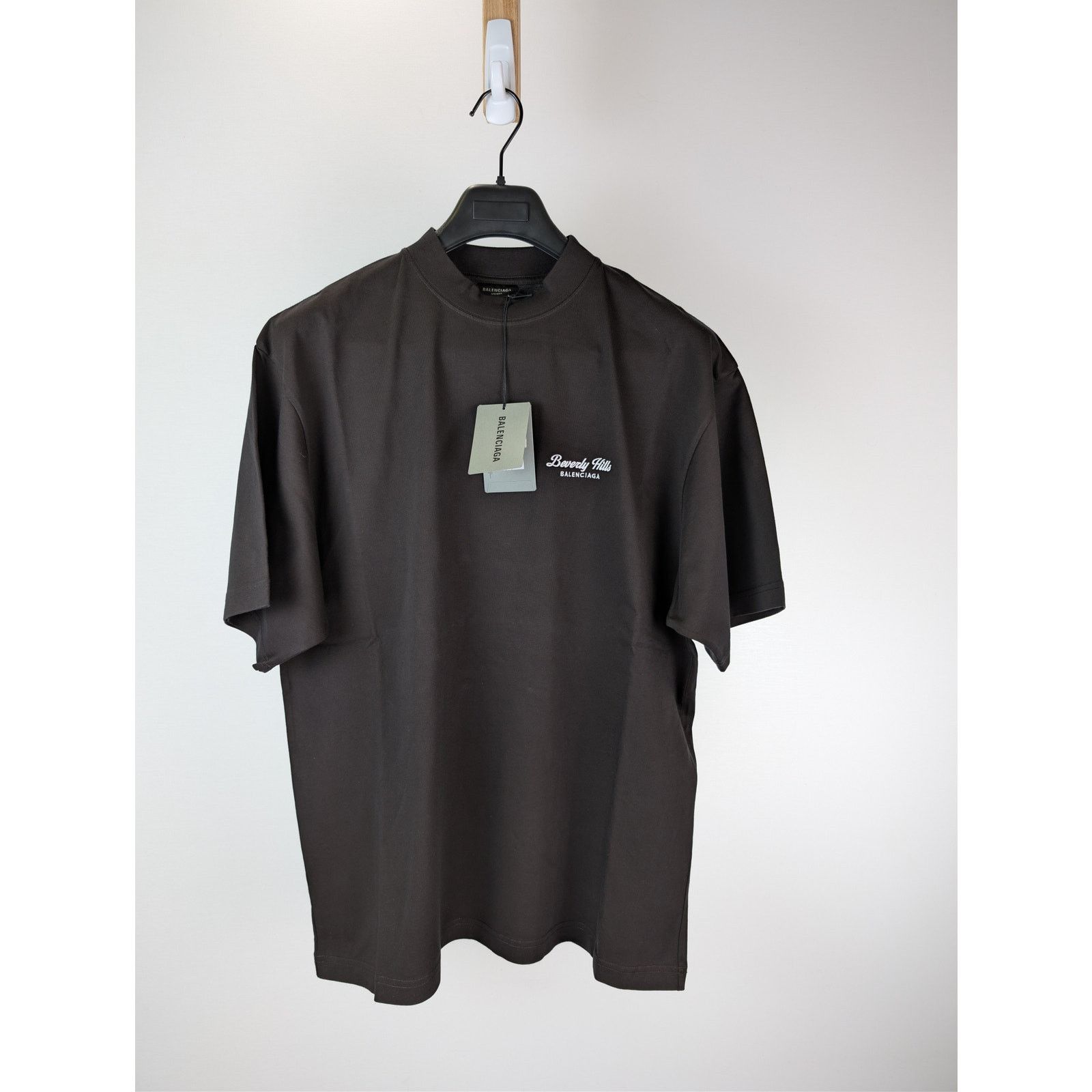Balenciaga o1rshd1 Beverly Hills Vintage Jersey T-Shirt in Washed Black Size US M / EU 48-50 / 2 - 7 Thumbnail
