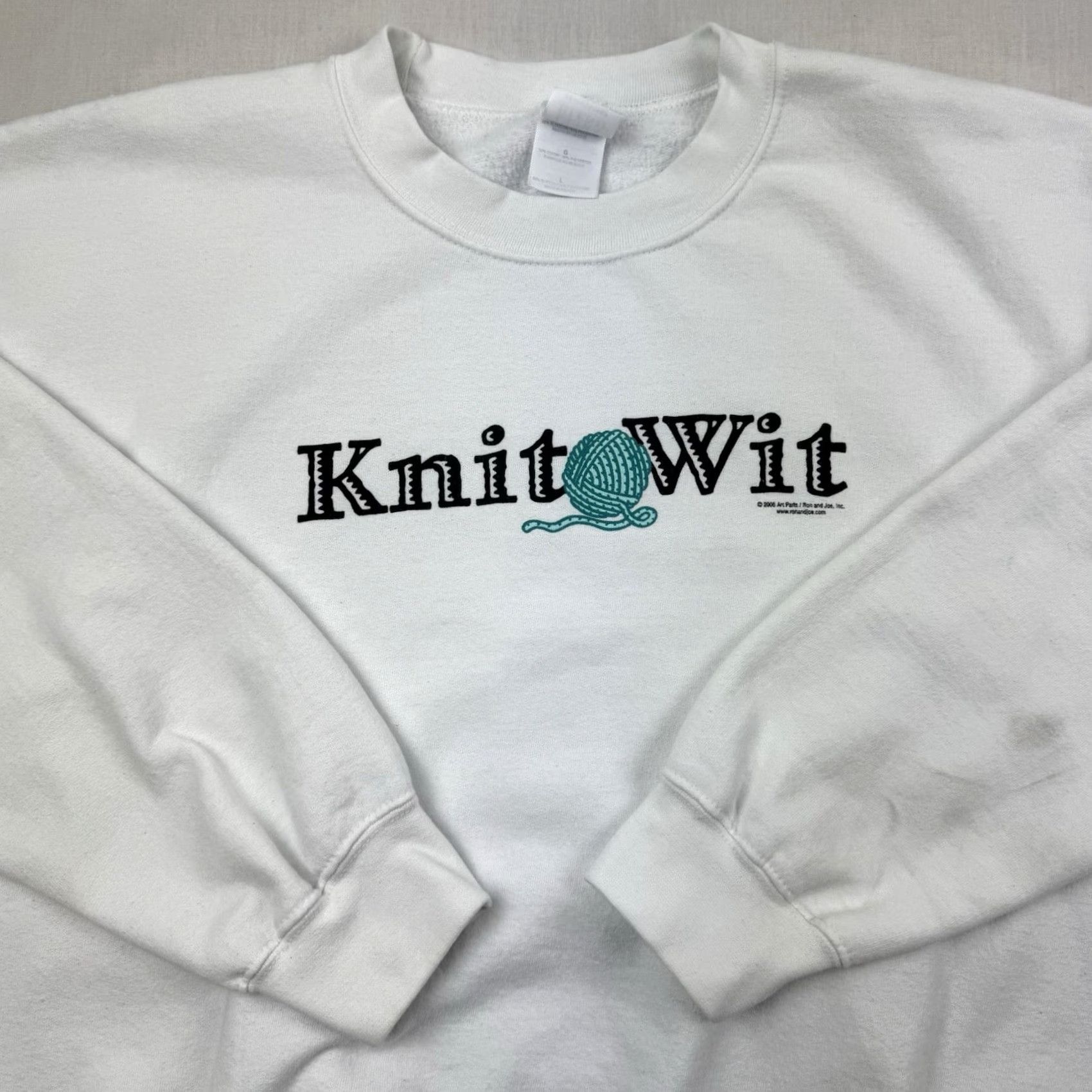 Gildan VINTAGE Sweatshirt Funny Knit Wit Adult Large Knitting Humor Crewneck 2004 Y2K Gildan White Mens Size US L / EU 52-54 / 3 - 2 Thumbnail