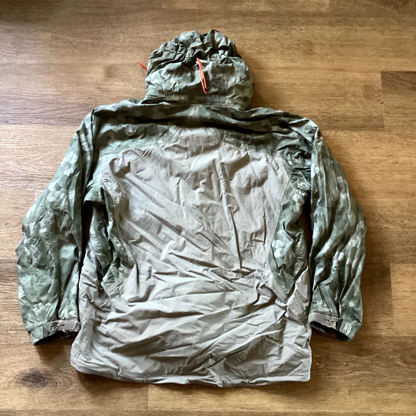 Nike ACG Nike ACG Jacket Size US L / EU 52-54 / 3 - 2 Thumbnail