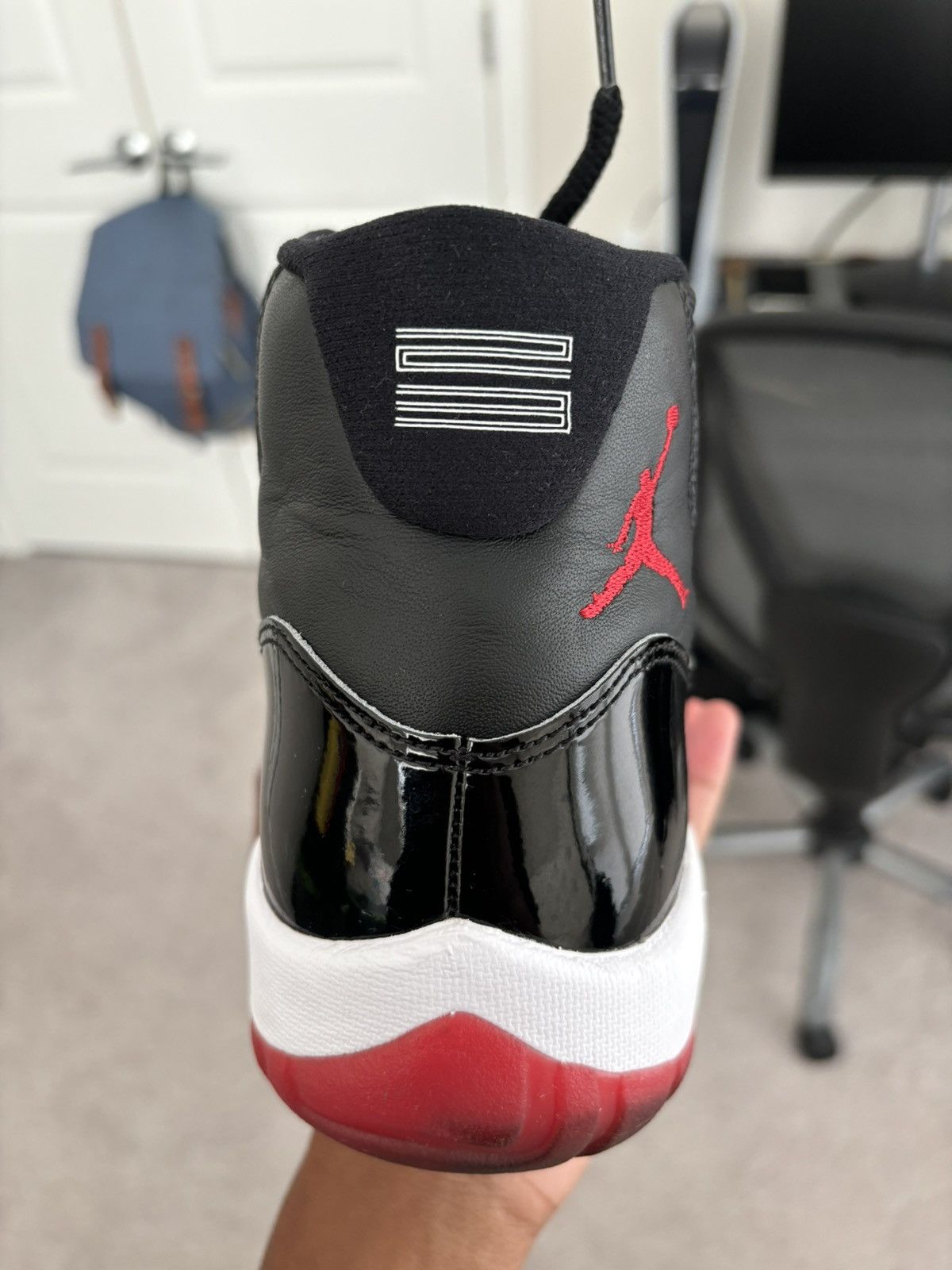 Jordan Brand × Nike Jordan 11 Retro Playoffs Bred (2019) Size US 11 / EU 44 - 4 Thumbnail