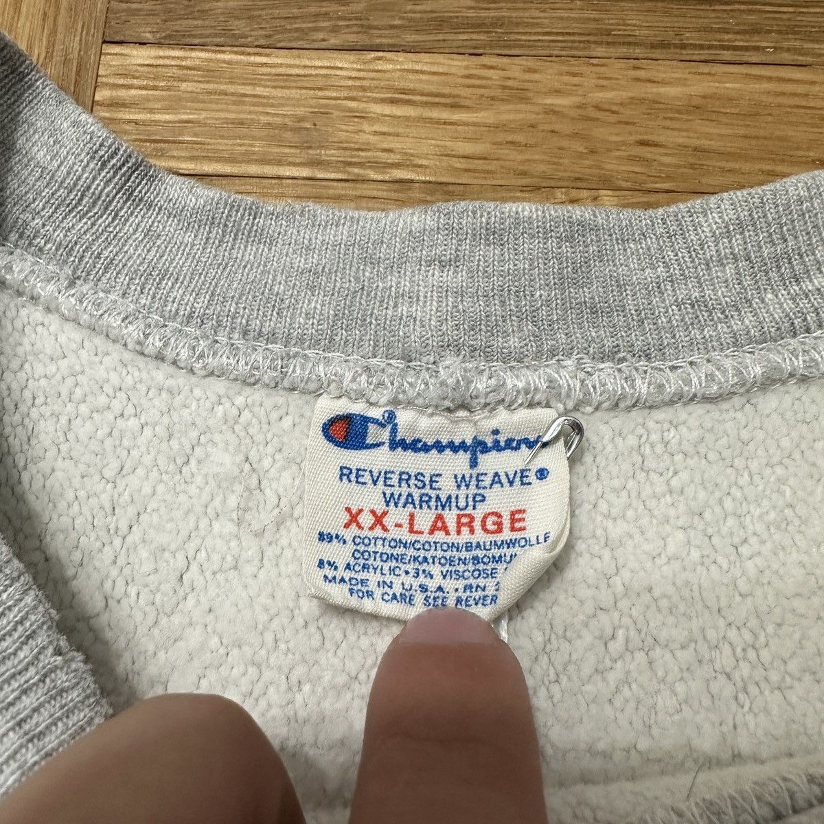 Champion Vintage Manhattanville University Reverse Weave sweatshirt Size US XXL / EU 58 / 5 - 5 Thumbnail