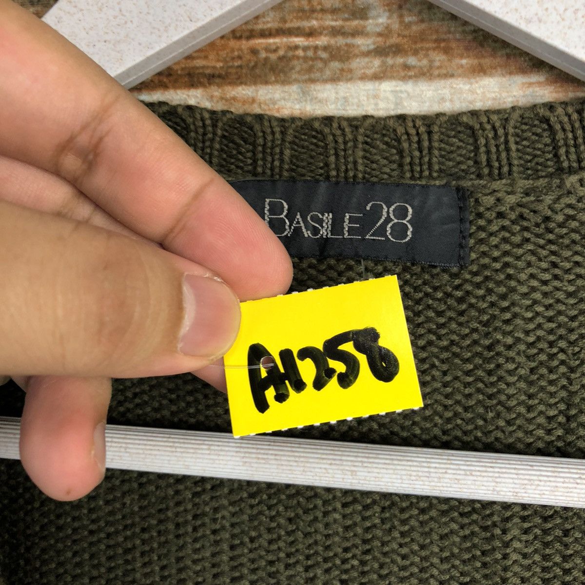Vintage Basile 28 Green Cardigan Knitwear #A1258 Size US M / EU 48-50 / 2 - 8 Thumbnail