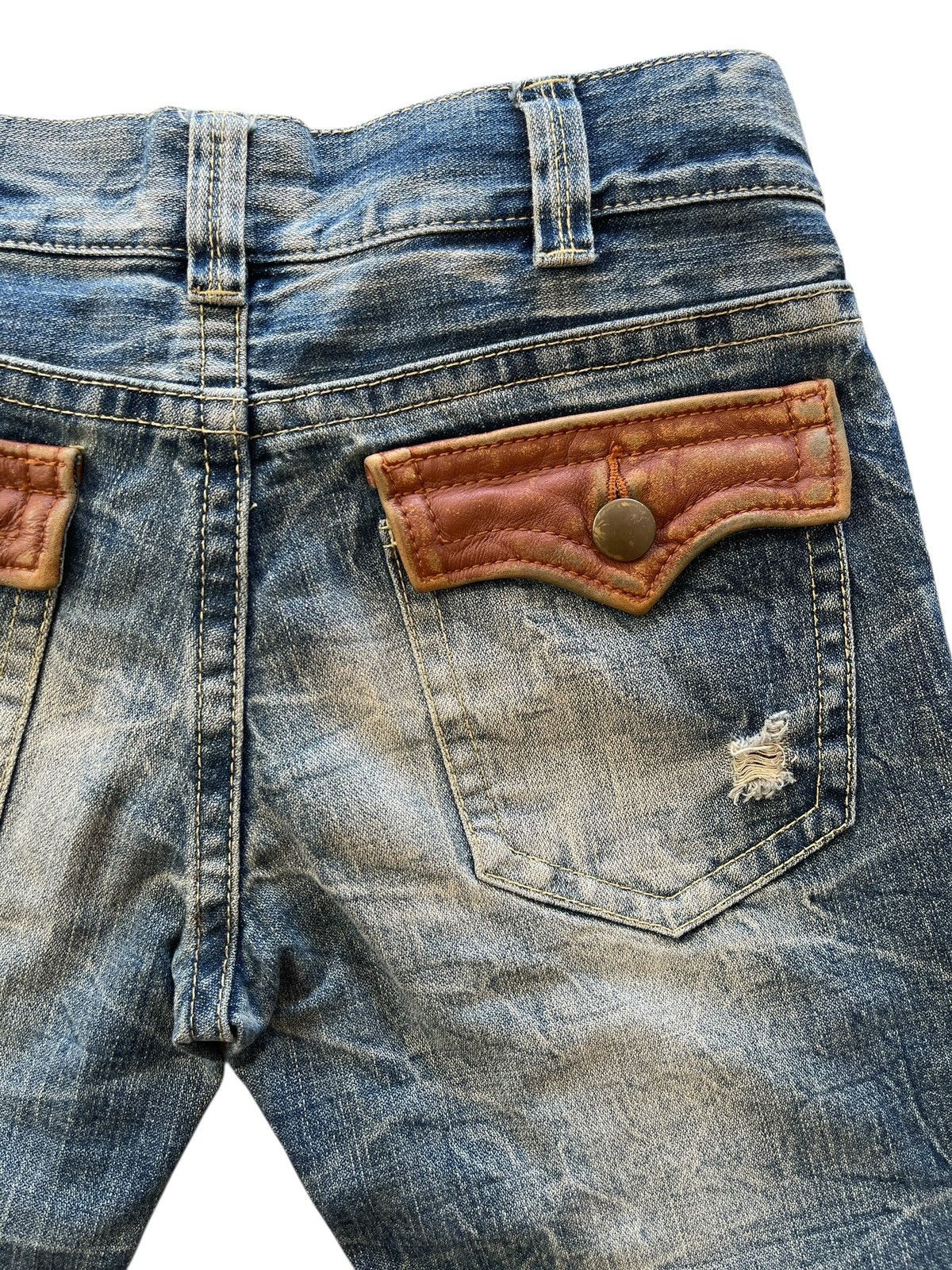 Japanese Brand Vintage Ozz First Pinball Distressed Flare Denim Size US 30 / EU 46 - 8 Thumbnail