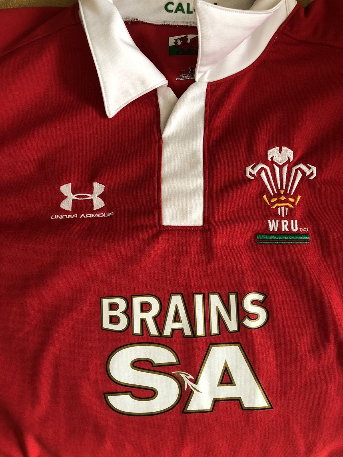 Under Armour WALES RUGBY UNDER ARMOUR VINTAGE JERSEY Size US L / EU 52-54 / 3 - 3 Thumbnail