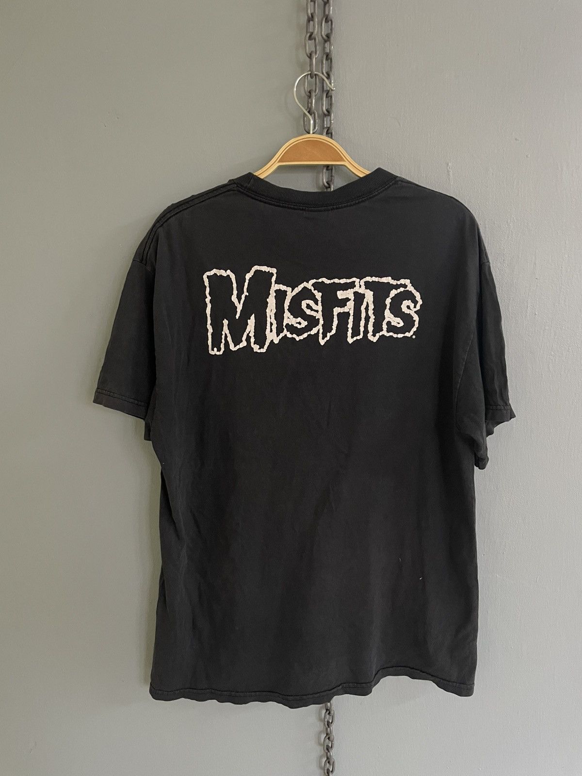 Band Tees Vintage Y2K Misfits punk band distress t shirt Size US M / EU 48-50 / 2 - 2 Thumbnail