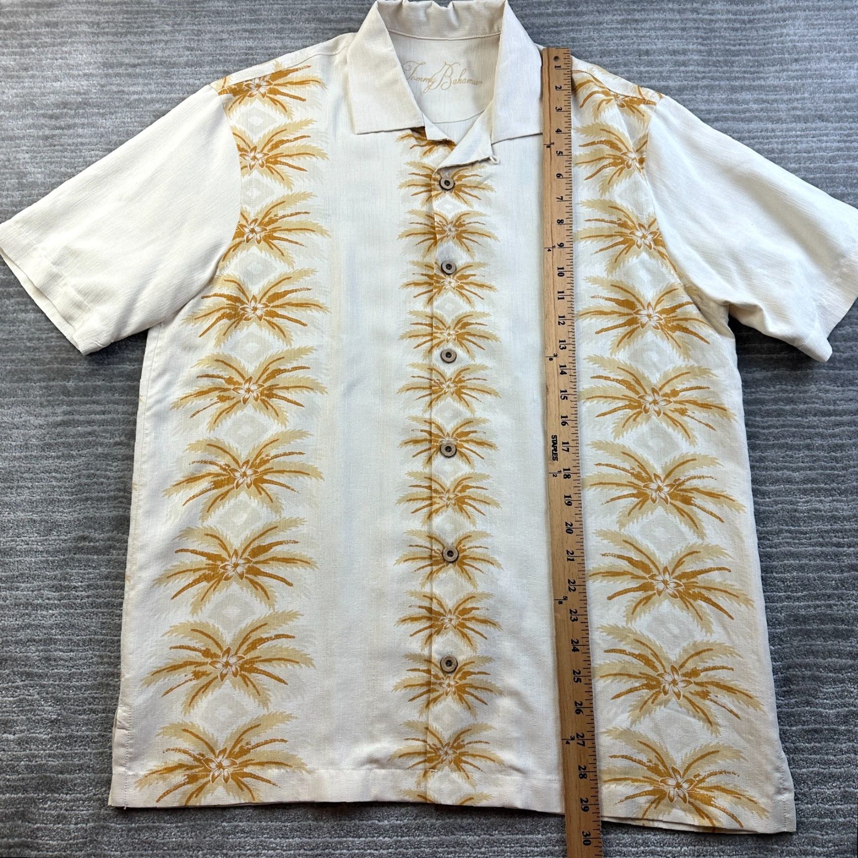 Tommy Bahama Tommy Bahama Shirt Mens Medium Beige Tan Camp Hula Girl Embroidered Panel Back Size US M / EU 48-50 / 2 - 7 Thumbnail