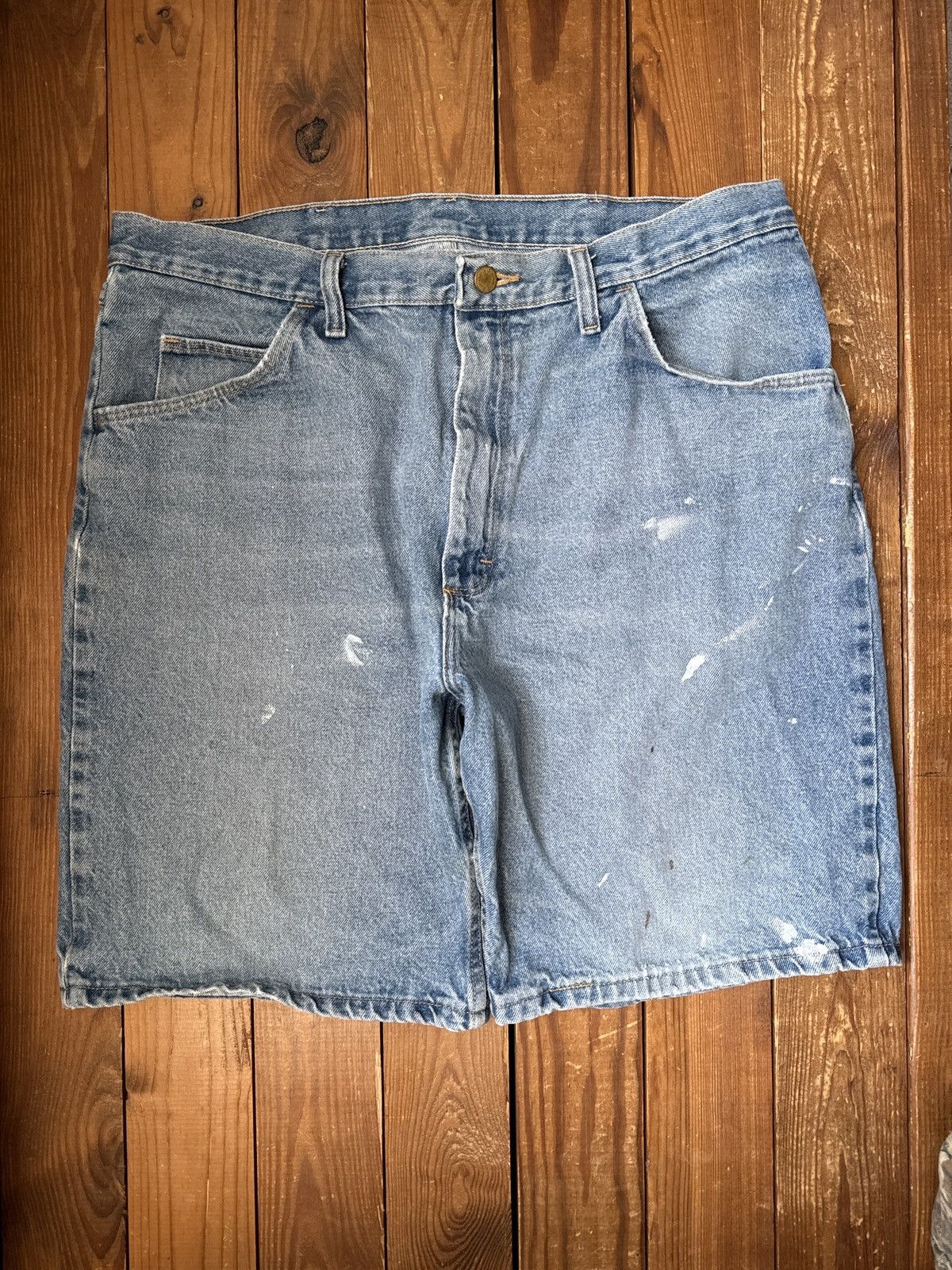 Vintage × Wrangler Vintage Y2K Wrangler Painter Jean Shorts Size US 36 / EU 52 - 1 Thumbnail