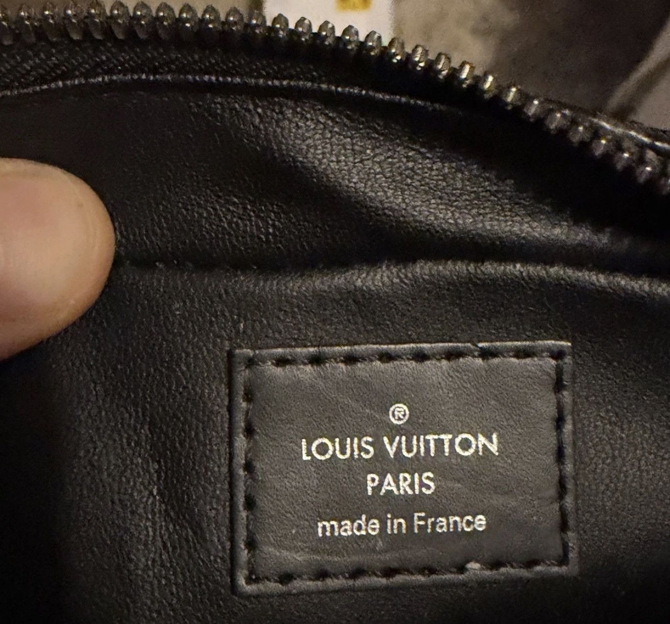 Louis Vuitton Discontinued Eclipse Monogram Toiletry Pouch Trous GM Size ONE SIZE - 12 Thumbnail