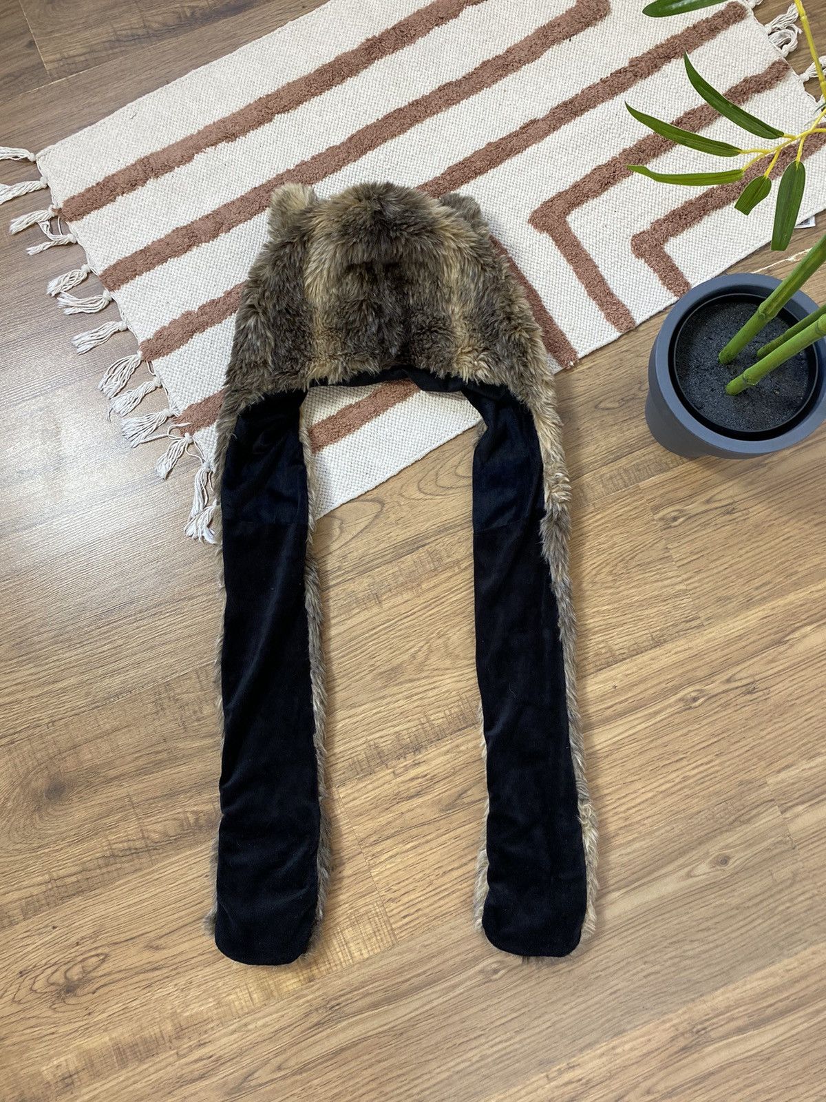 Vintage VINTAGE BEAR FLUFFY FUR MOHAIR TEDDY USHANKA AVIATOR HAT Size ONE SIZE - 8 Thumbnail