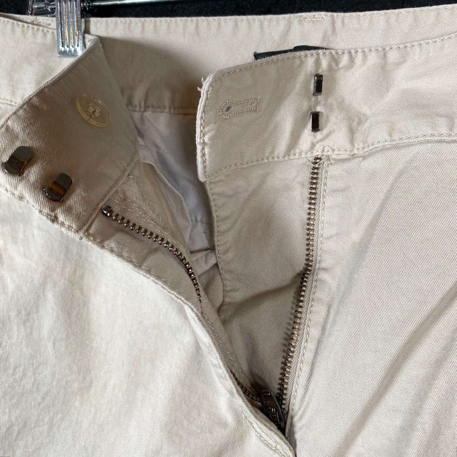 Ann Taylor Ann Taylor Pants Khakis Tan Cropped Capris Workwear Stretch 8 Women’s Regular 32 Inseam 24 Inseam Straight Twill Spandex Cotton Size 24" / US 00 / IT 34 - 6 Thumbnail