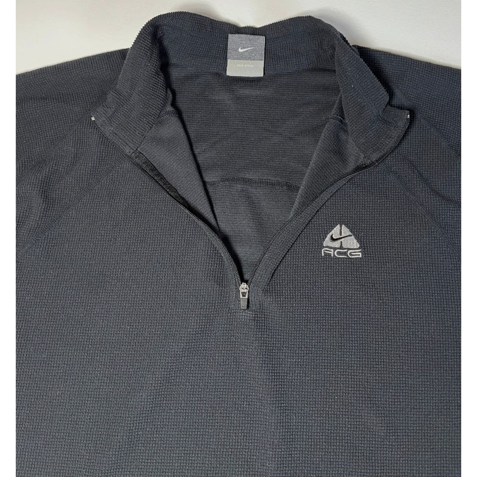 Nike VINTAGE Nike ACG Therma Fit 1/4 Zip Pullover Mens Large Black 100% Polyester Fleece Logo Winter Outdoor Activewear Size US L / EU 52-54 / 3 - 5 Thumbnail