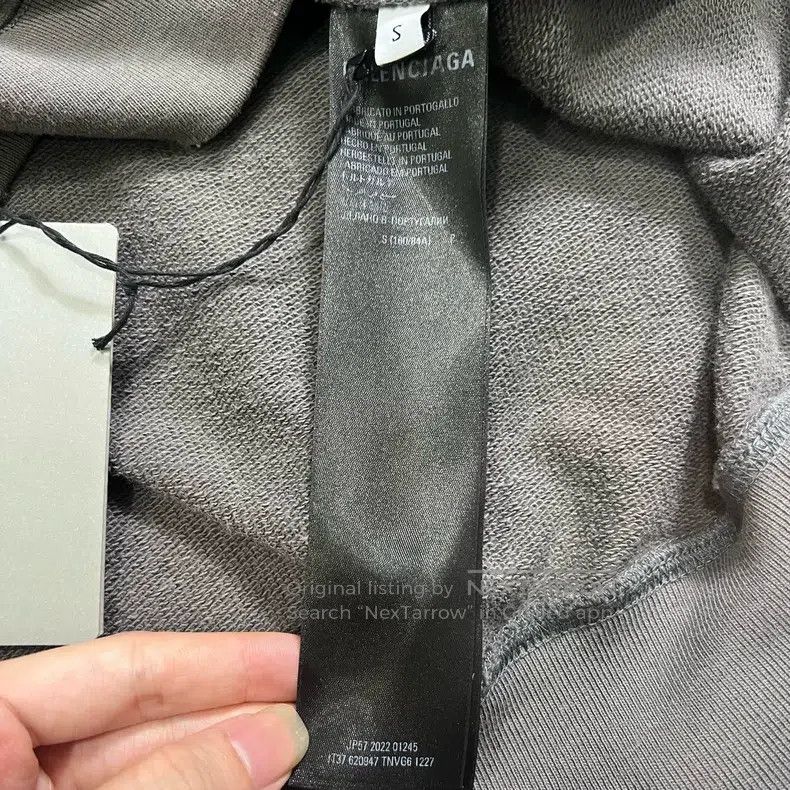 Balenciaga Balenciaga Sweatshirt Size US S / EU 44-46 / 1 - 3 Thumbnail