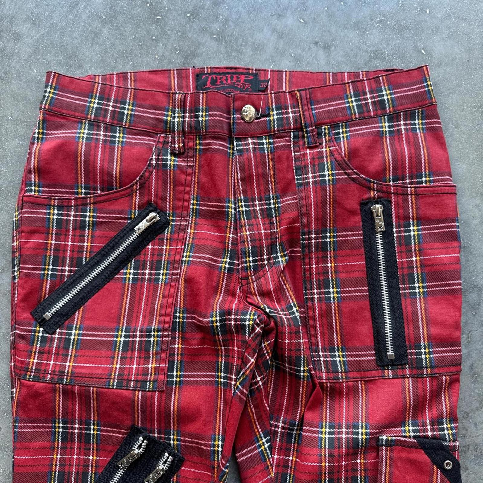 Tripp NYC Tripp NYC Red Plaid Cargo Pants With Zippers And Grommets Size US 32 / EU 48 - 3 Thumbnail