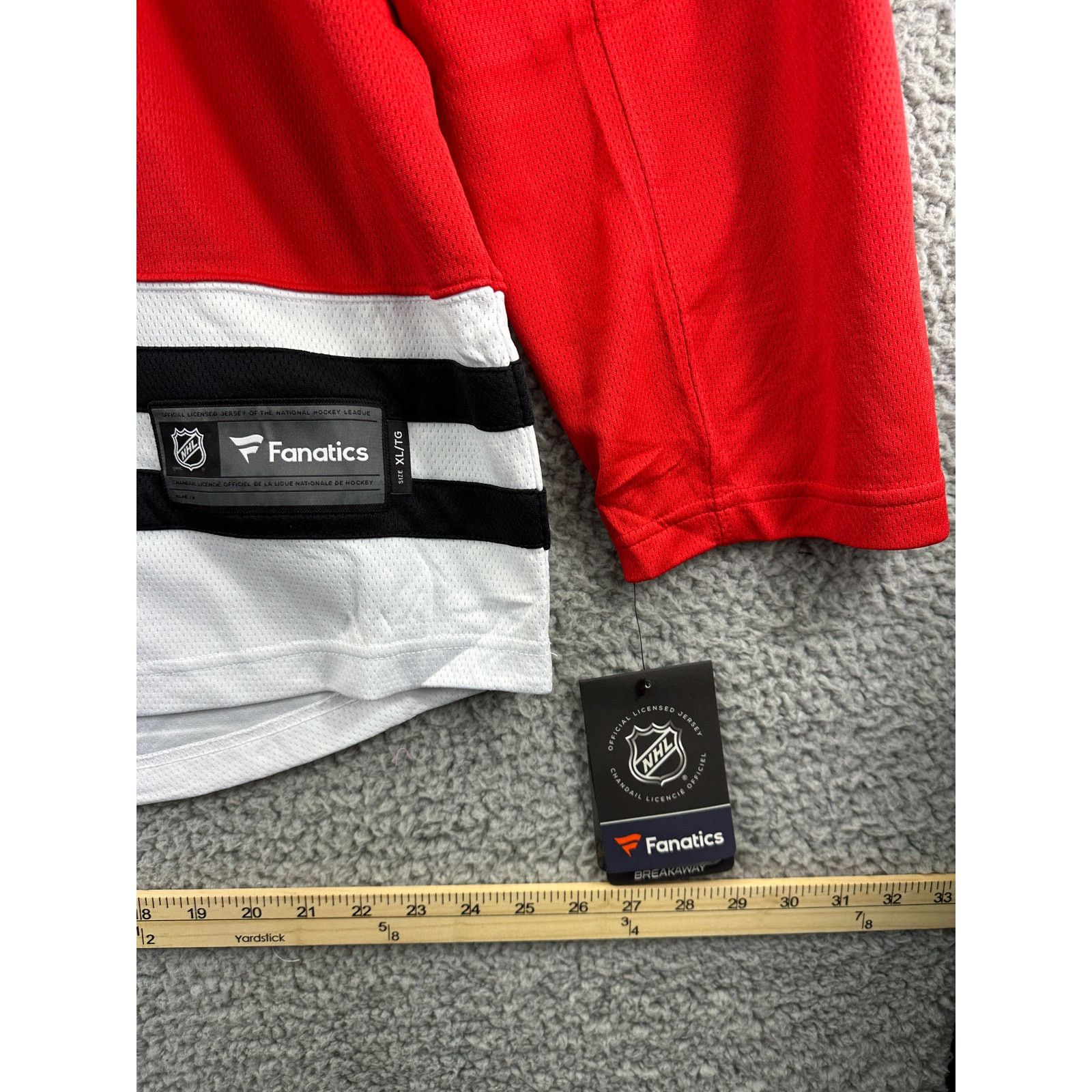 NHL Fanatics Chicago Blackhawks TOEWS 19 Mens Size XL NHL Jersey Size US XL / EU 56 / 4 - 2 Thumbnail