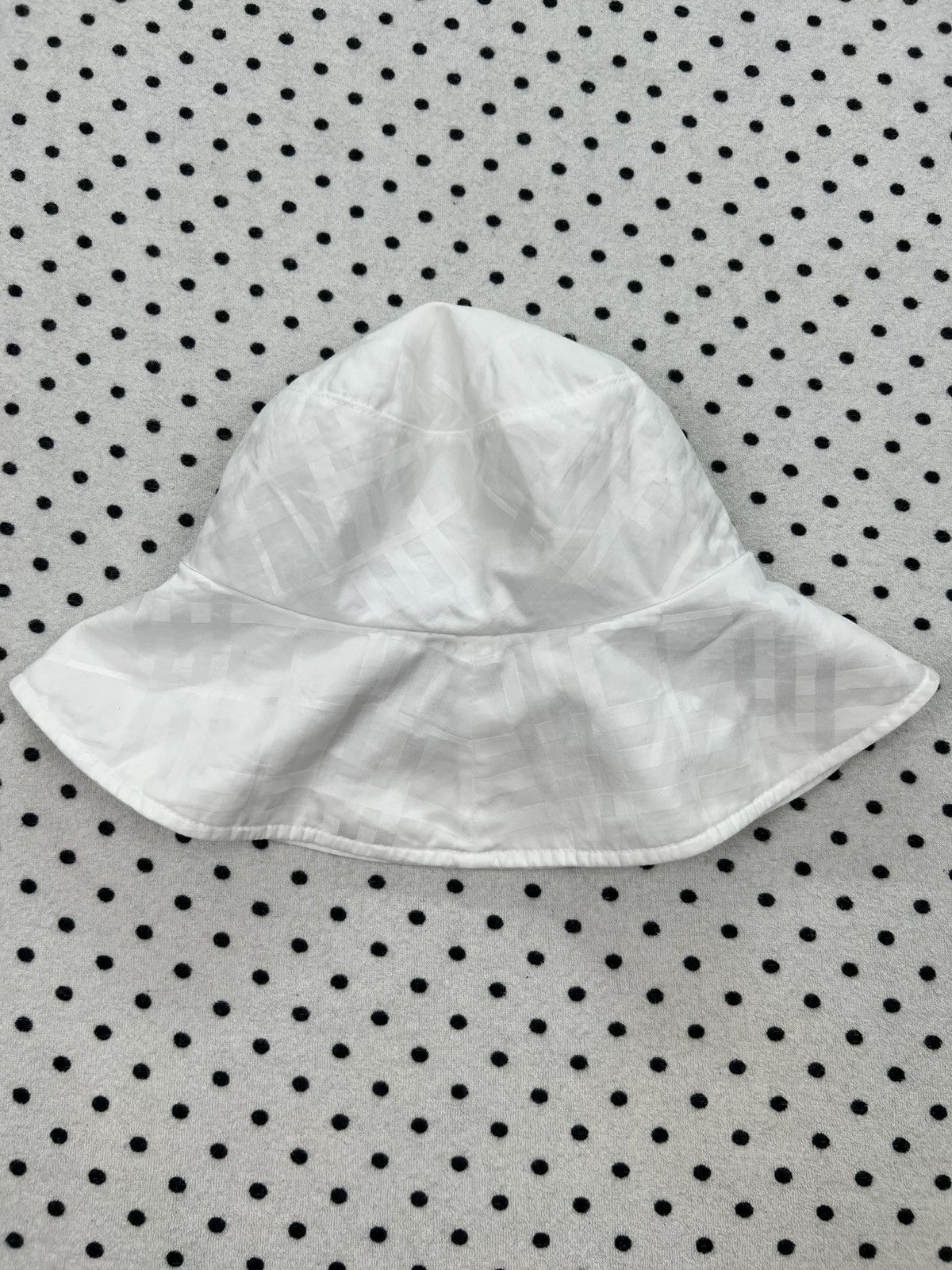 Burberry Burberry Blue Label Shadow Check Bucket Hat Size ONE SIZE - 5 Thumbnail