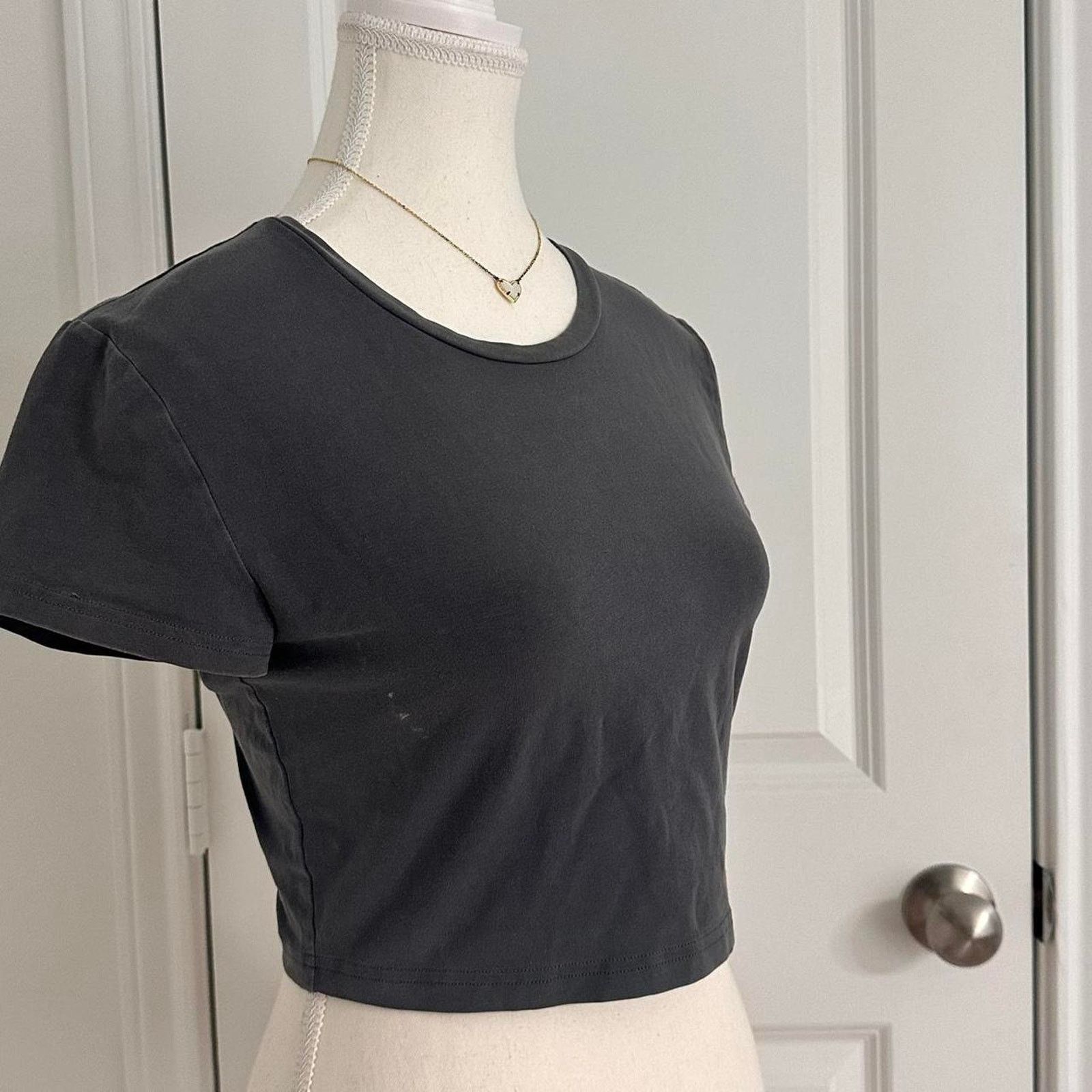 Aritzia TNA Aritzia Size Medium Cotton Top Size M / US 6-8 / IT 42-44 - 5 Thumbnail