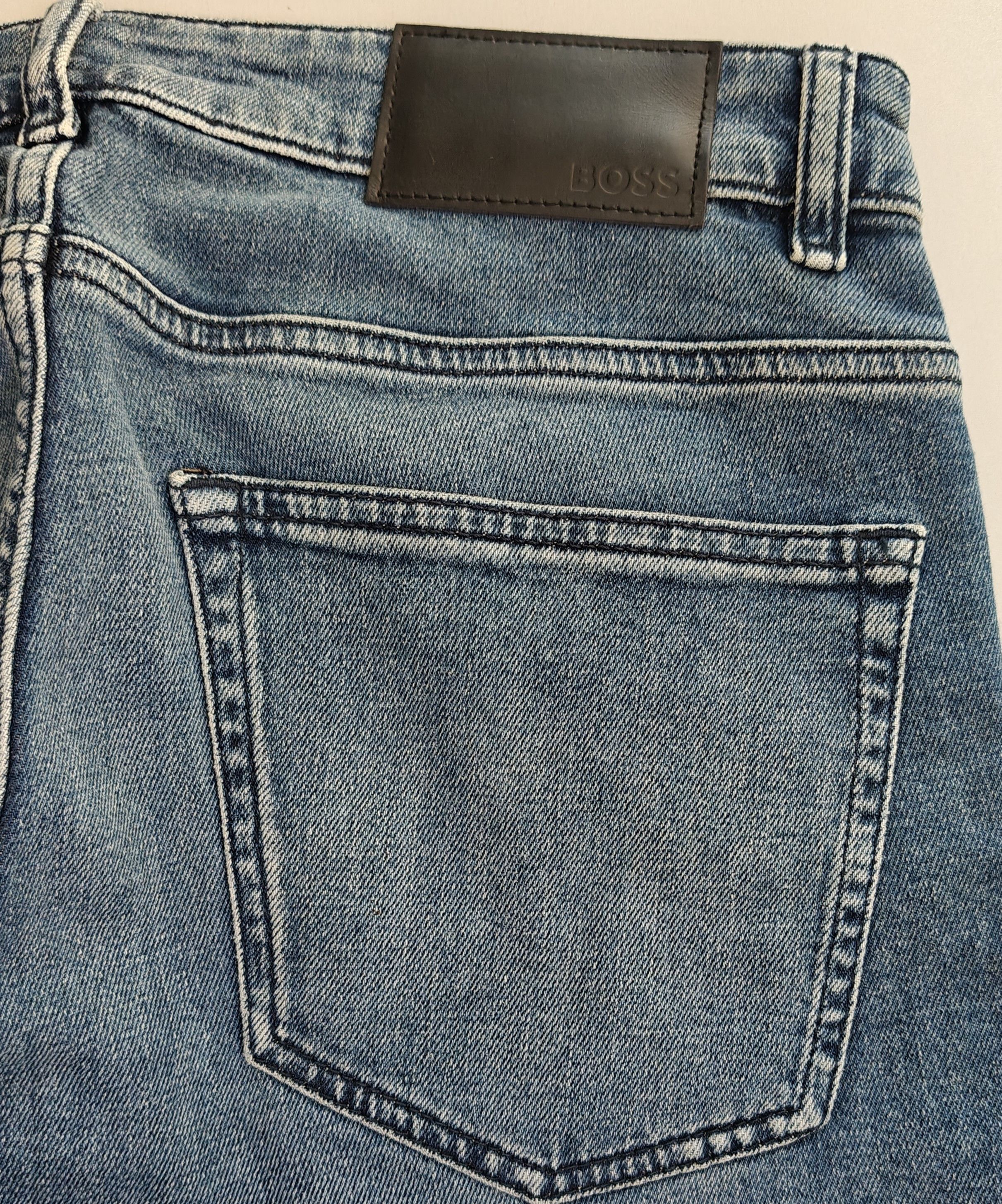 Hugo Boss BOSS DELAWARE Slim Fit Jeans Free Shipping Worldwide T/6082 Size US 31 - 9 Thumbnail