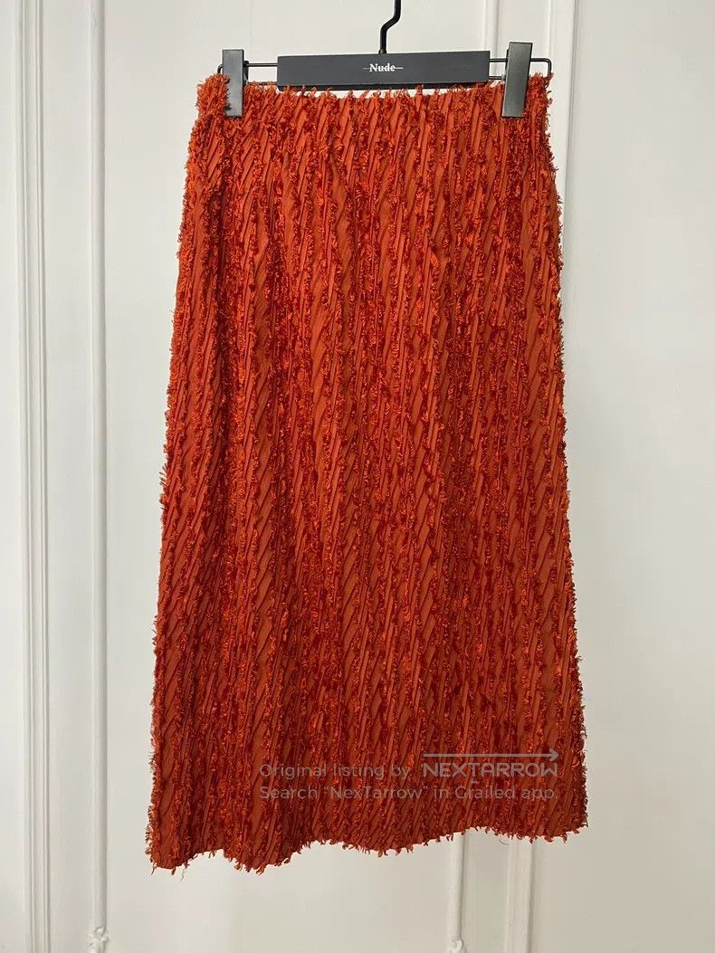 Issey Miyake Issey Miyake Pleated Long Furry Skirt Size 26" / US 2 / IT 38 - 1 Thumbnail
