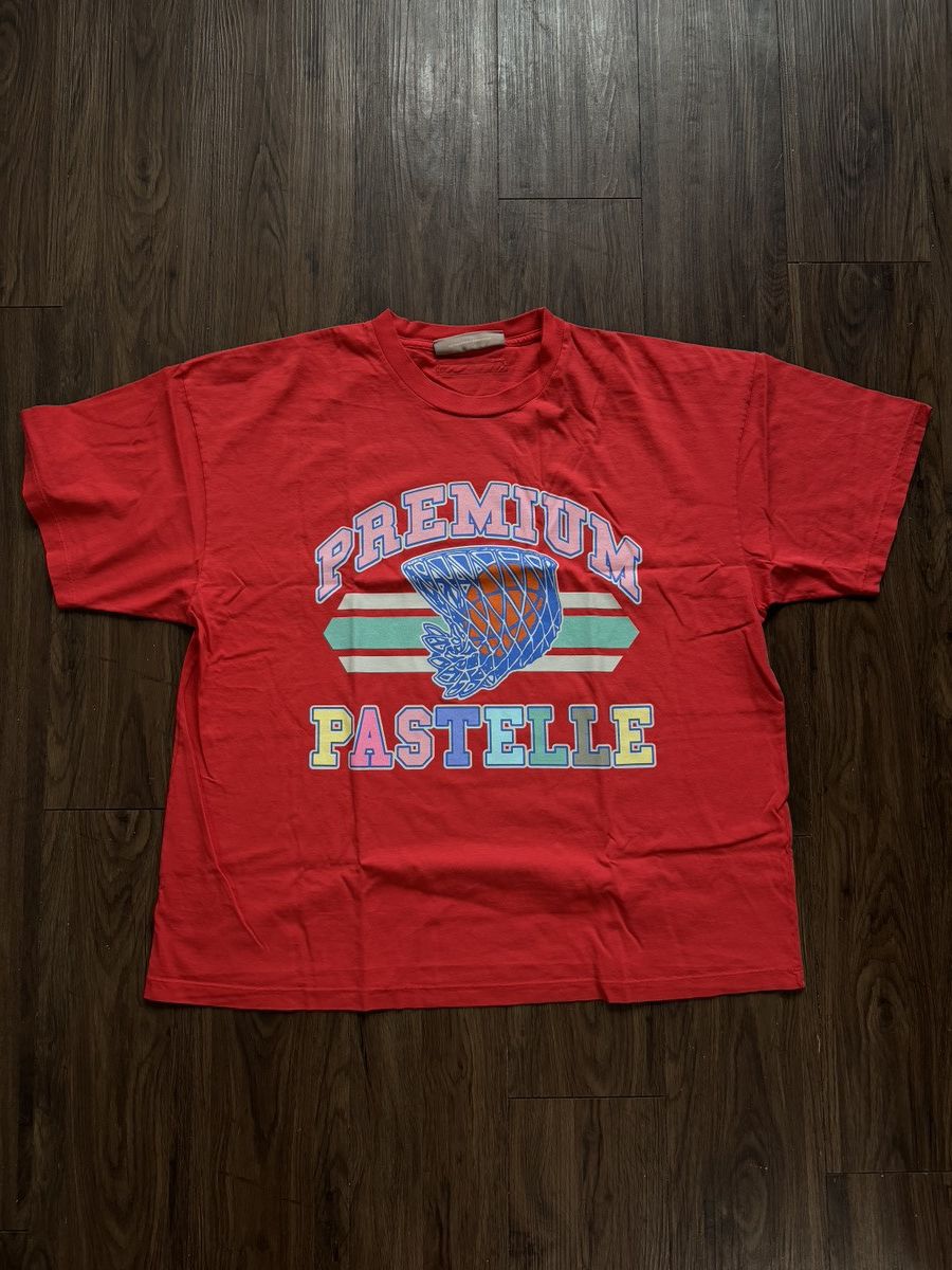 image of Premium Pastelle Tee Ntwrk Ian Connor Size L Red Ships, Men's