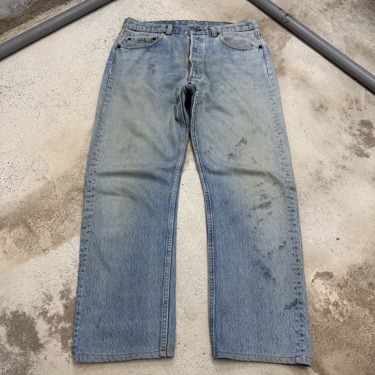 Levi's Vintage Levis 501 Buttonfly Distressed Repaired Denim Pants Size US 32 / EU 48 - 3 Thumbnail