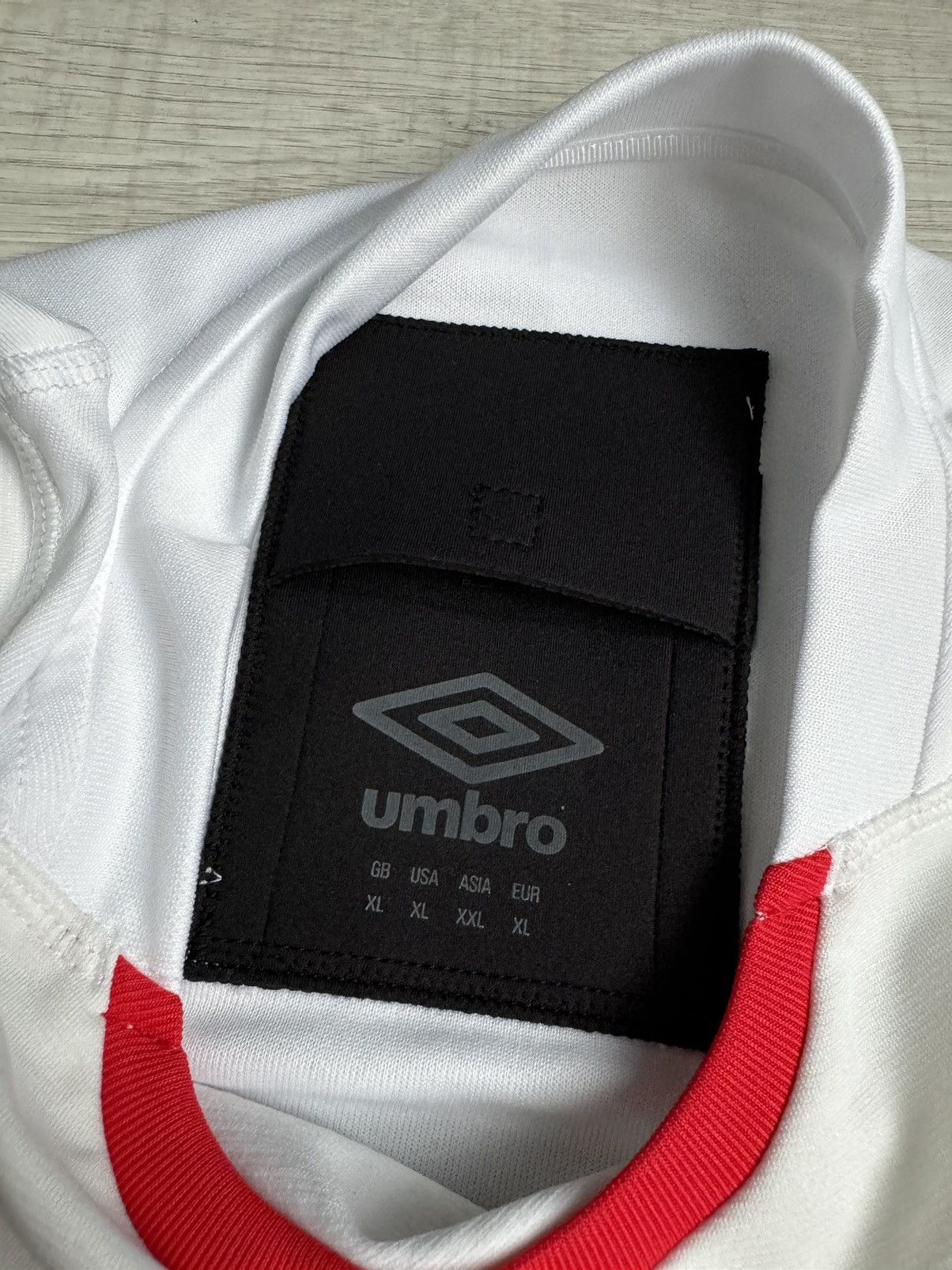 Umbro Match Worn Jersey Umbro England 2021 shirt Size US XL / EU 56 / 4 - 5 Thumbnail
