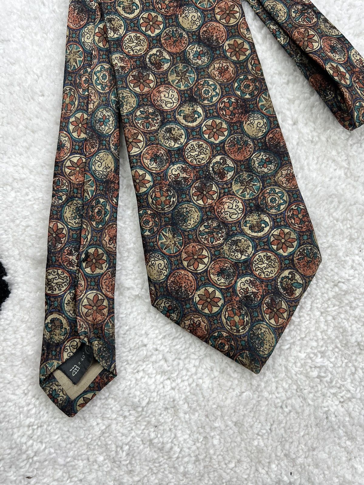 Ermenegildo Zegna Vintage Ermenegildo Zegna Silk Geometric Brown Luxury Tie Size ONE SIZE - 2 Thumbnail