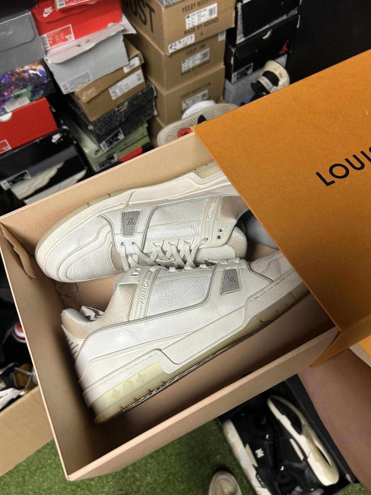 Louis Vuitton Louis Vuitton Trainers Size US 10 / EU 43 - 10 Thumbnail