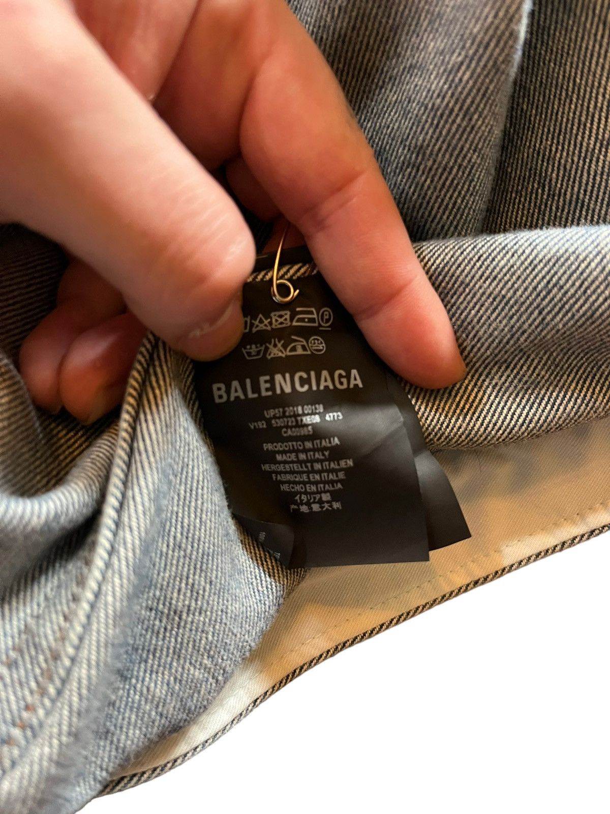 Balenciaga Balenciaga 2019 Graffti Denim Jacket Size US XL / EU 56 / 4 - 4 Thumbnail
