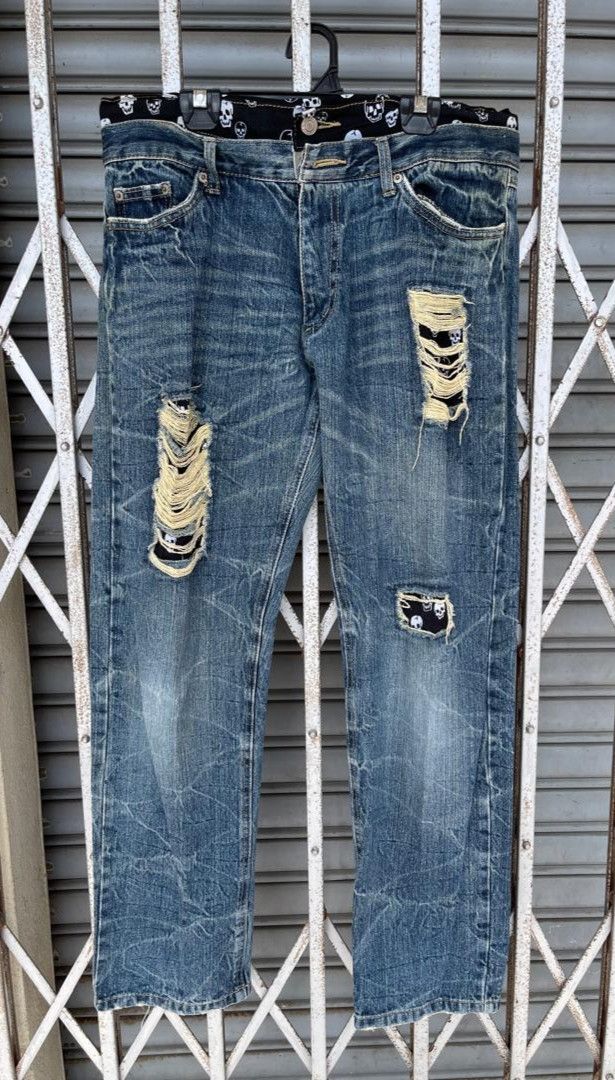 🔥RARE !! VINTAGE DOUBLE WAIST PLAYCHESS RIPPED JEANS